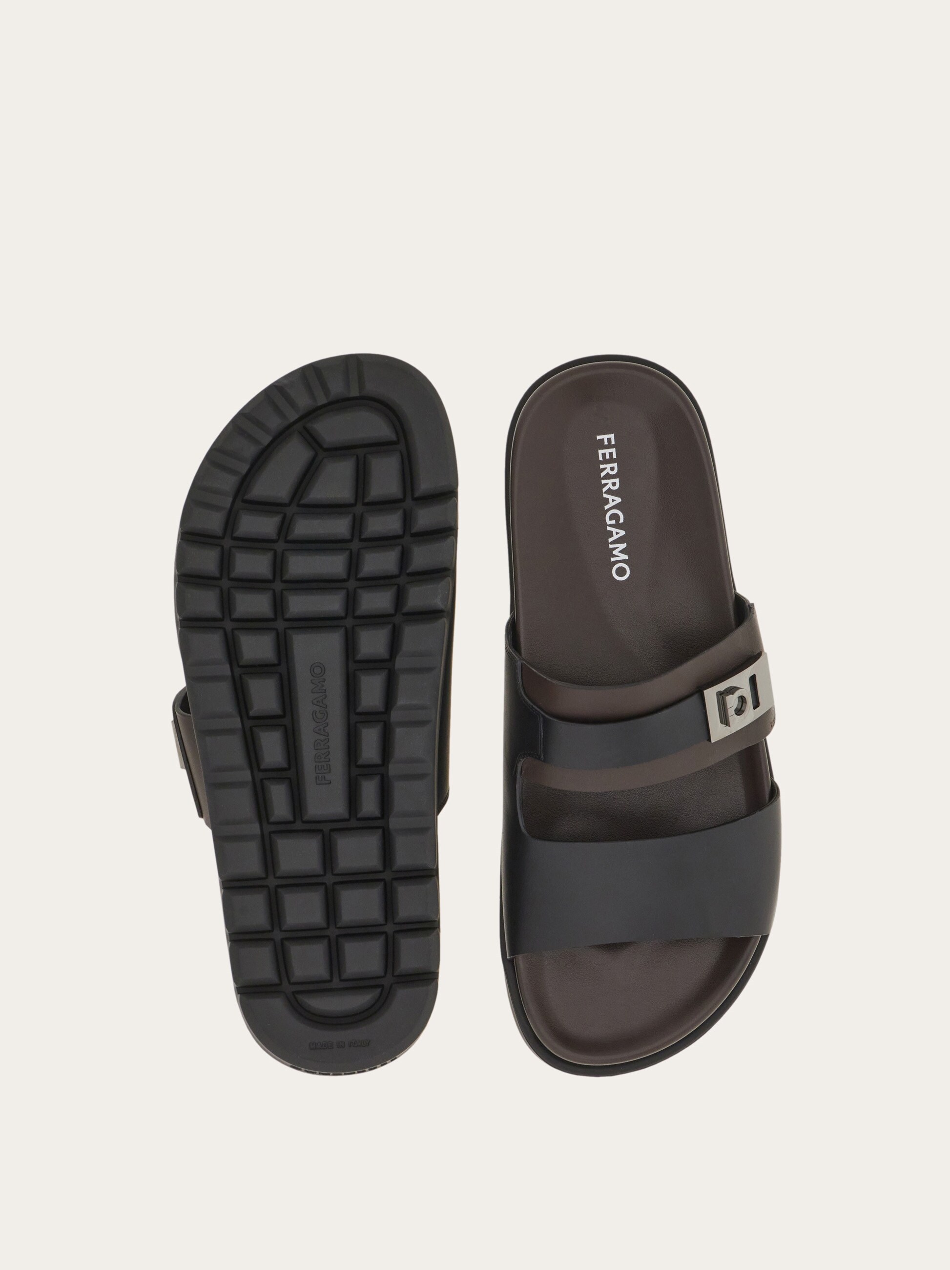 Chunky sandal with Hug buckle - Men | Ferragamo display picture 2