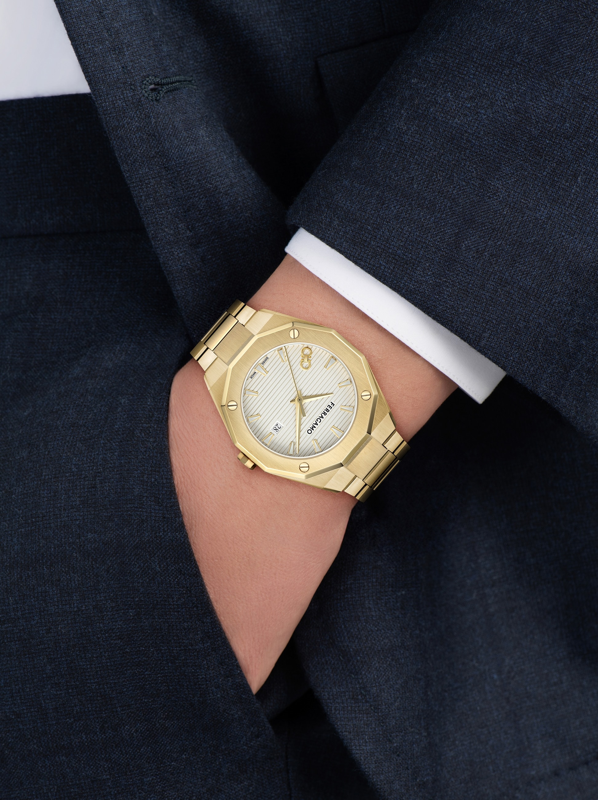 Ferragamo Edge 40mm Watch - Men | Ferragamo