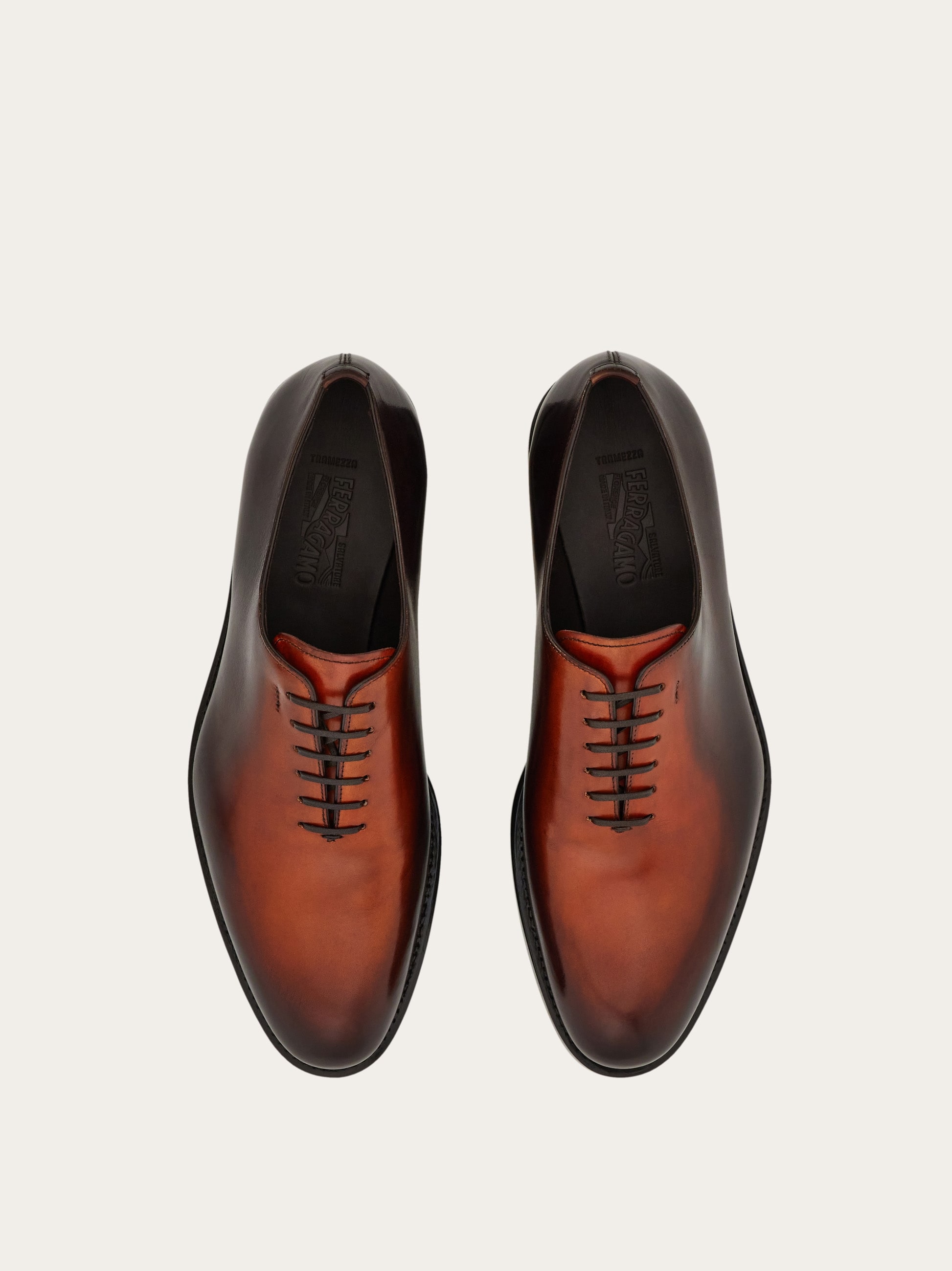 Tramezza plain toe Oxford - Men | Ferragamo
