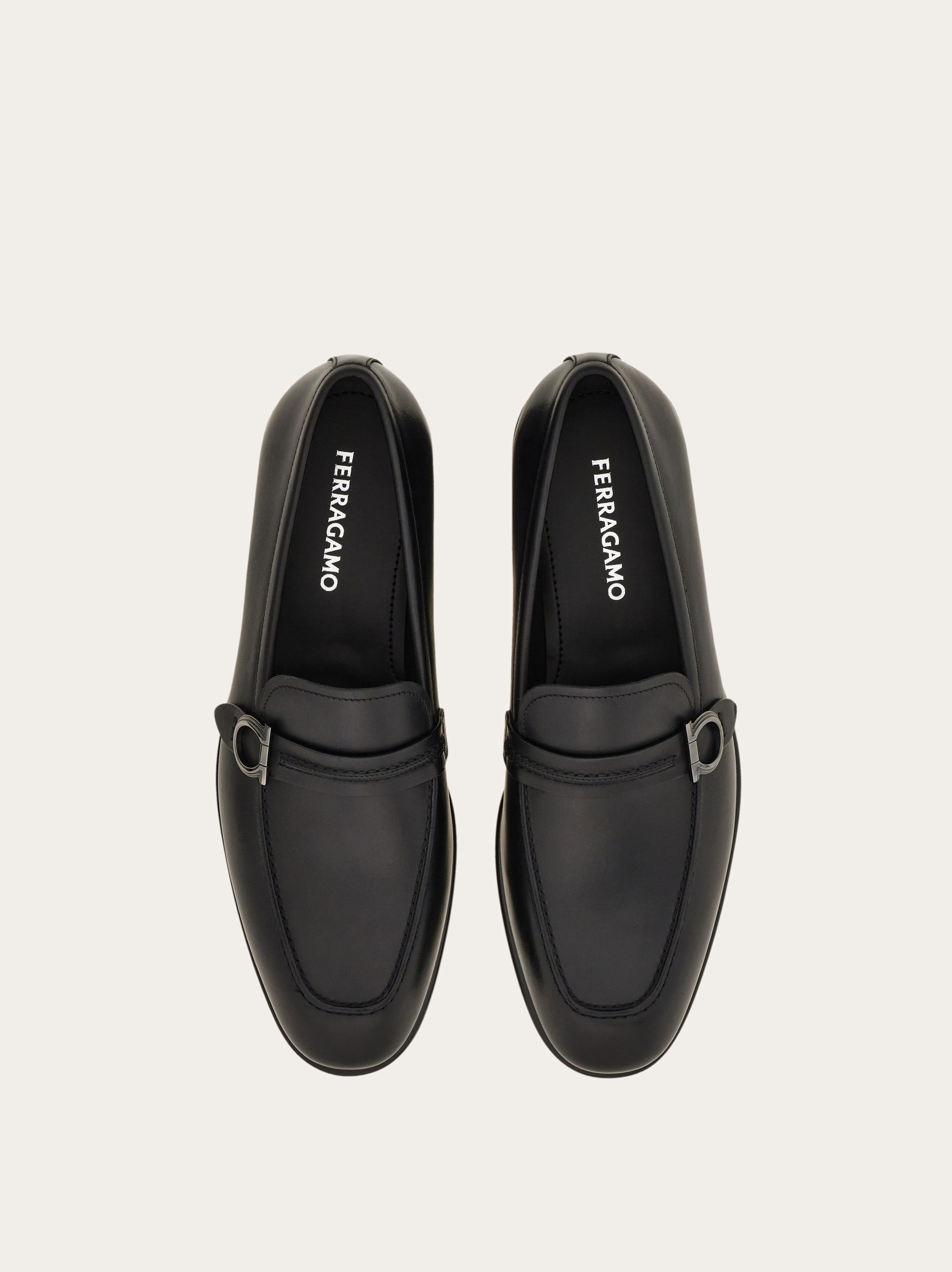 Ferragamoローファー Gancini buckle loafer - Men | Ferragamo