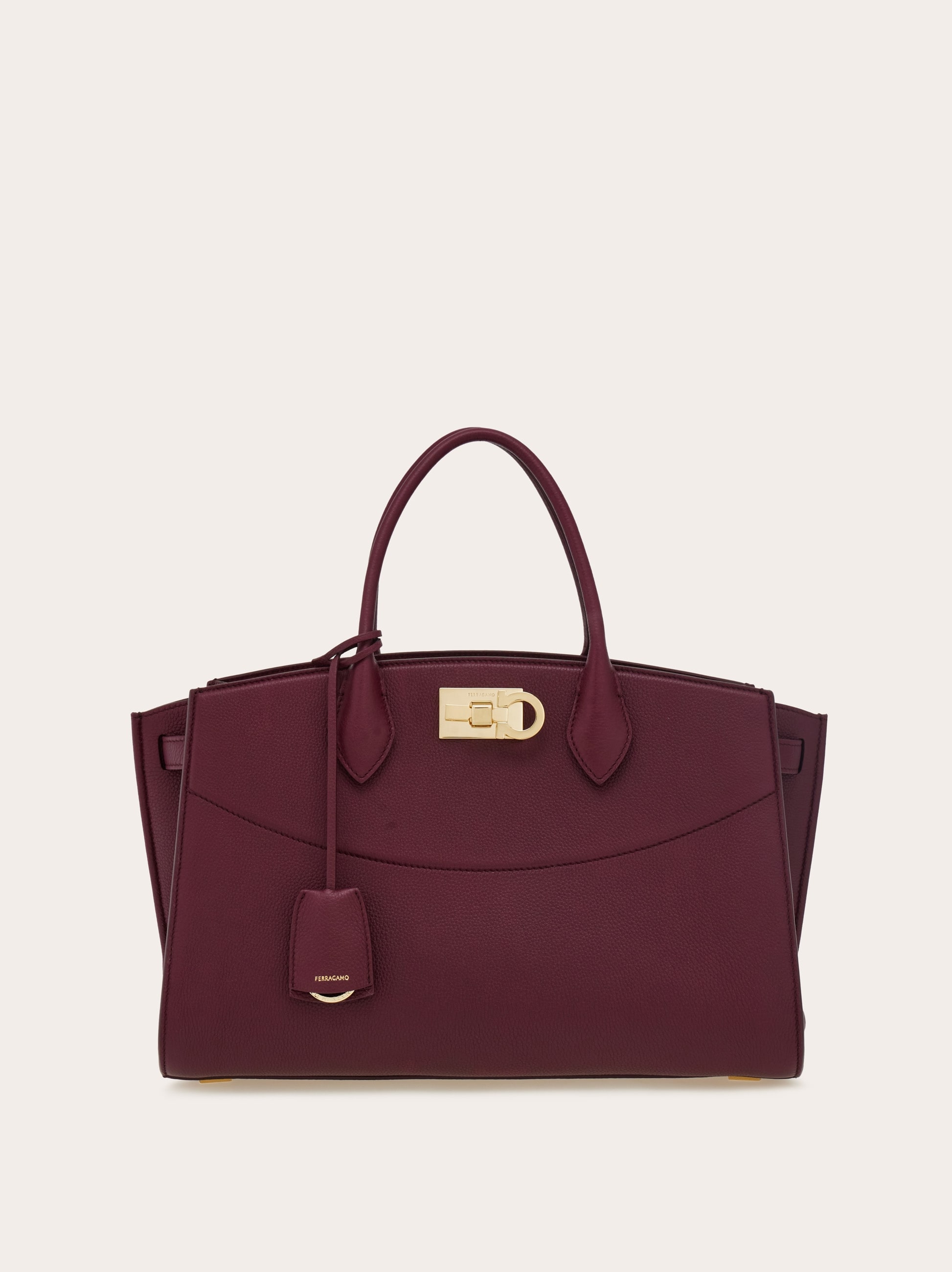 靴/バッグ FERRAGAMO STUDIO SOFT BAG New Ferragamo Studio Soft bag (L) - Women | Ferragamo