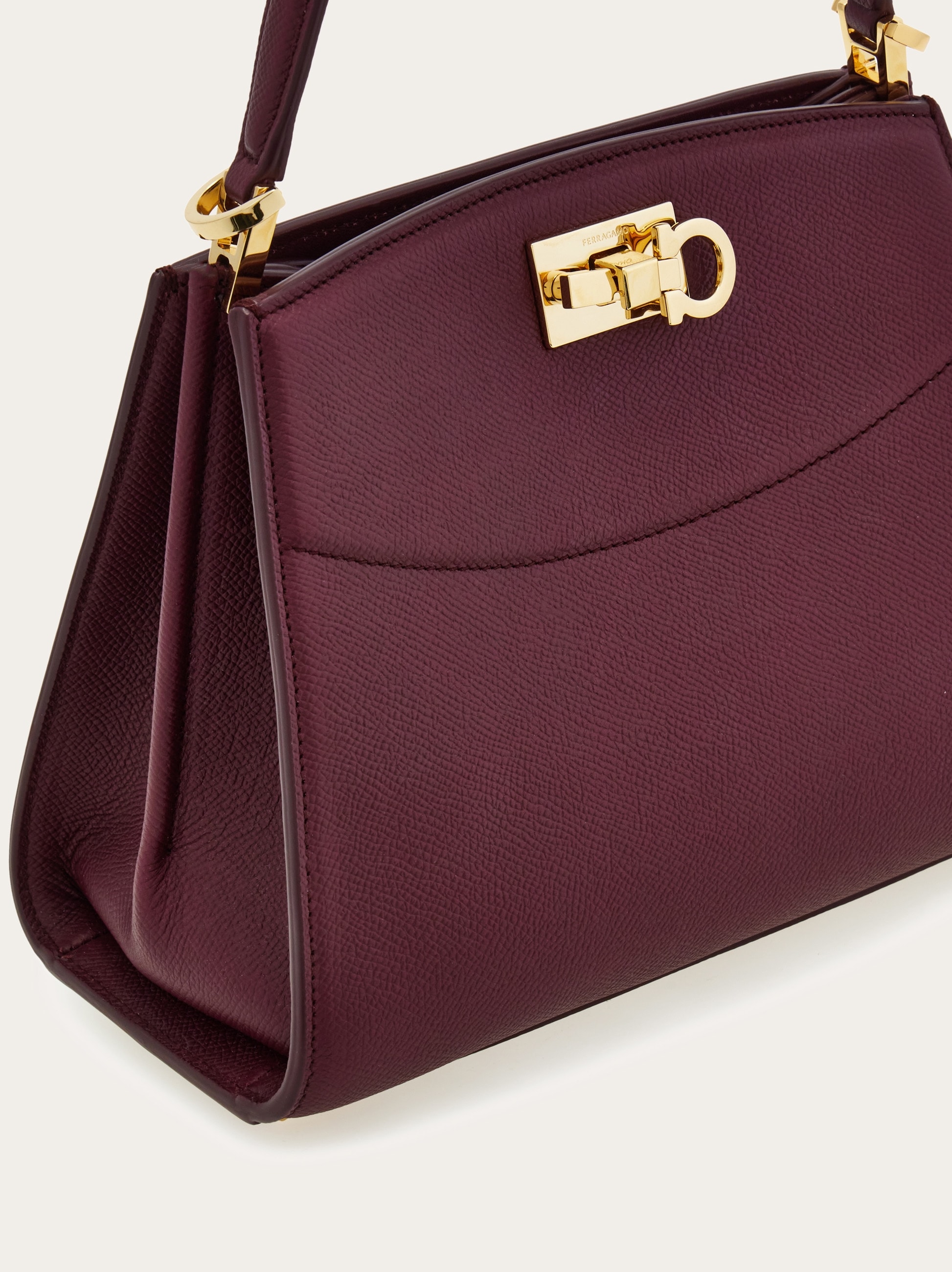 Ferragamo New Studio Box (S) - ウィメンズ | Ferragamo