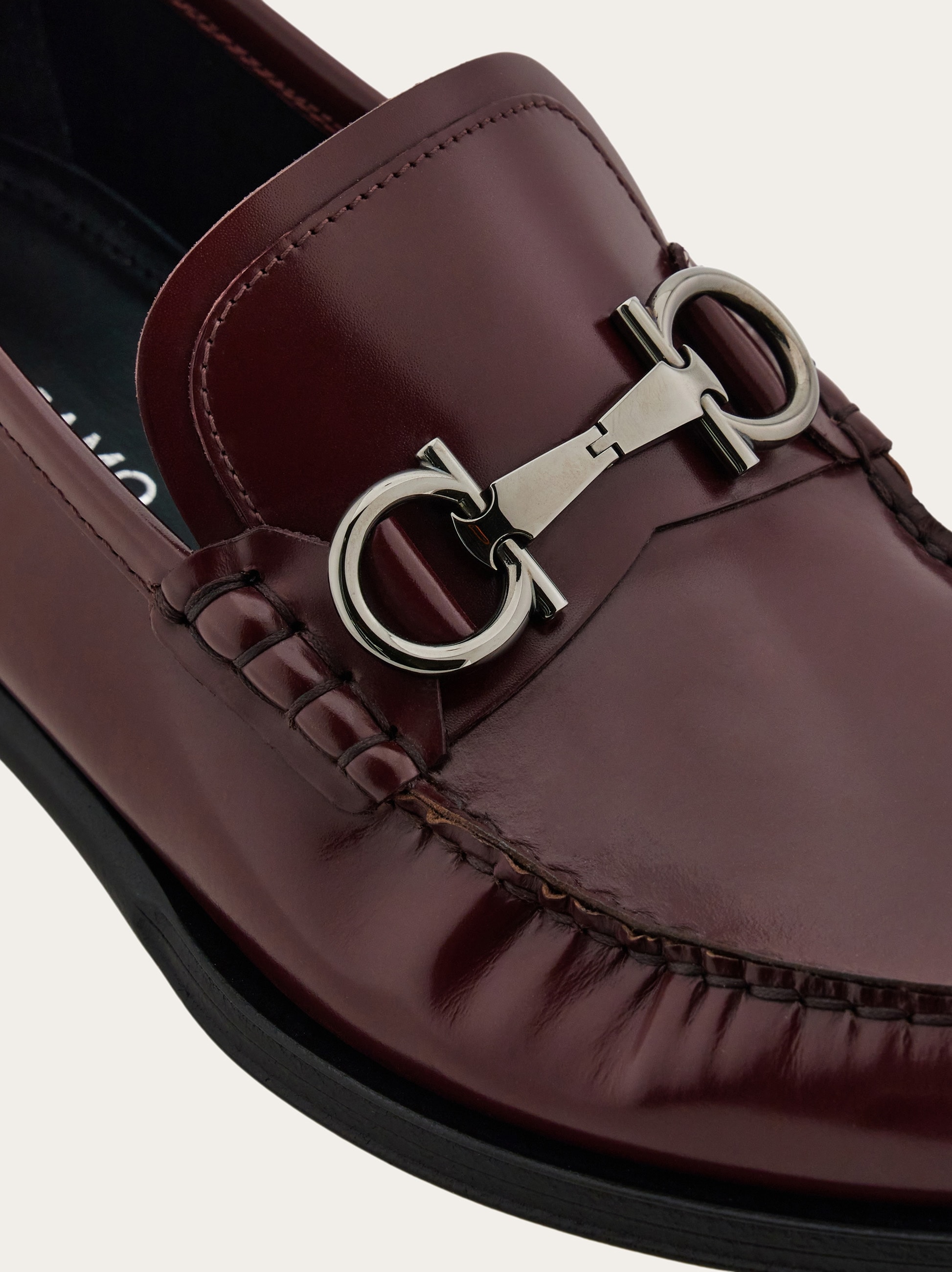 FERRAGAMO BURGUNDY LEATHER FLORIAN LUG SOLE GANCINI BIT LOGO LOAFERS 11.5 D ITAL FERRAGAMO BURGUNDY LEATHER FLORIAN LUG SOLE | Mercari main image 3