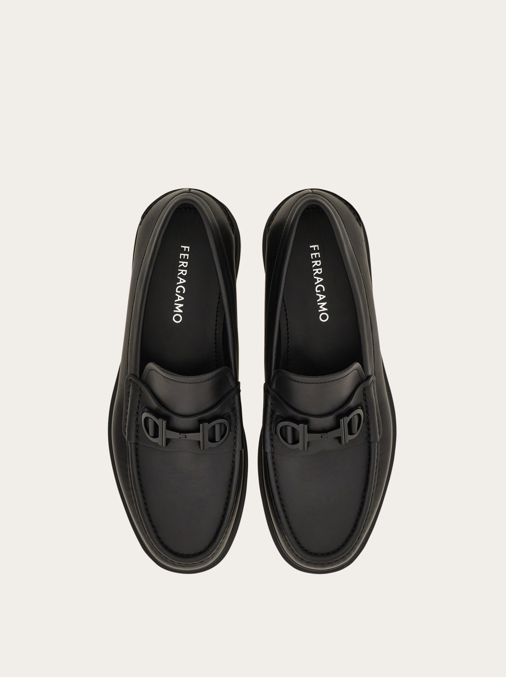 Salvatore Ferragamo ローファー ガンチーニ ブラック Salvatore Ferragamo (サルバトーレフェラガモ) ガンチーニ ローファー