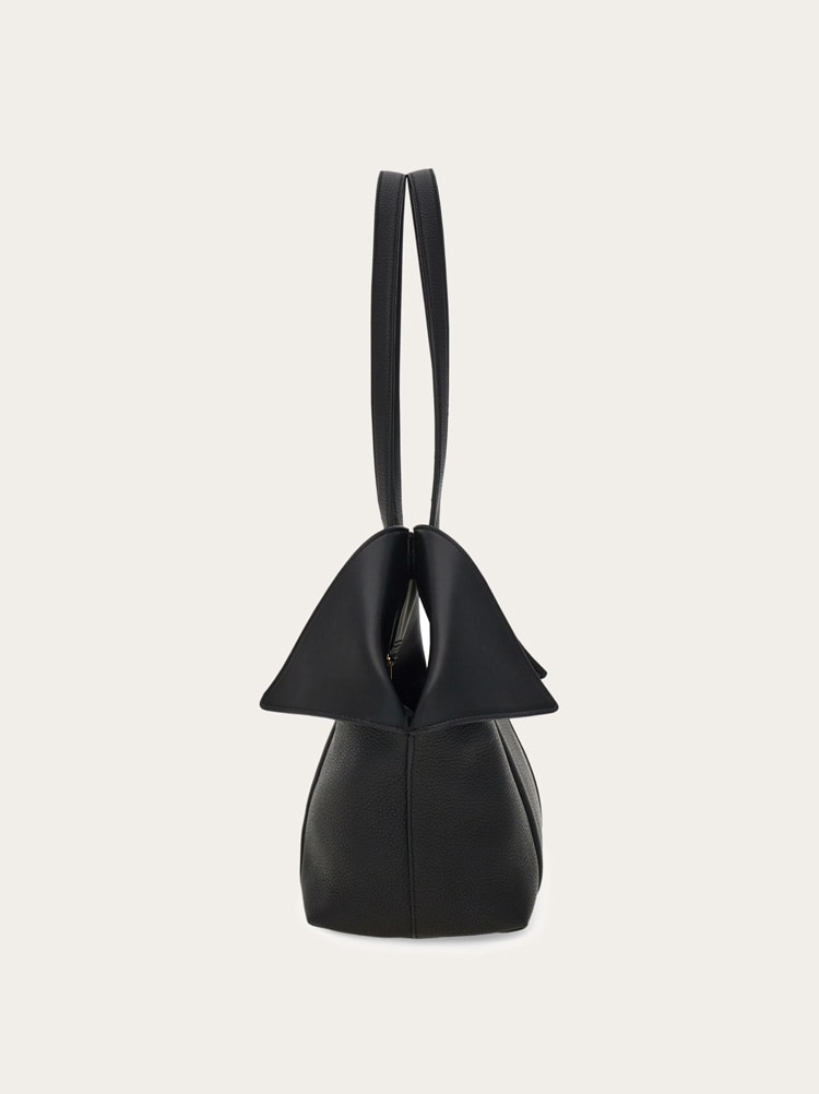 Folded tote bag (M) Gallery image 3