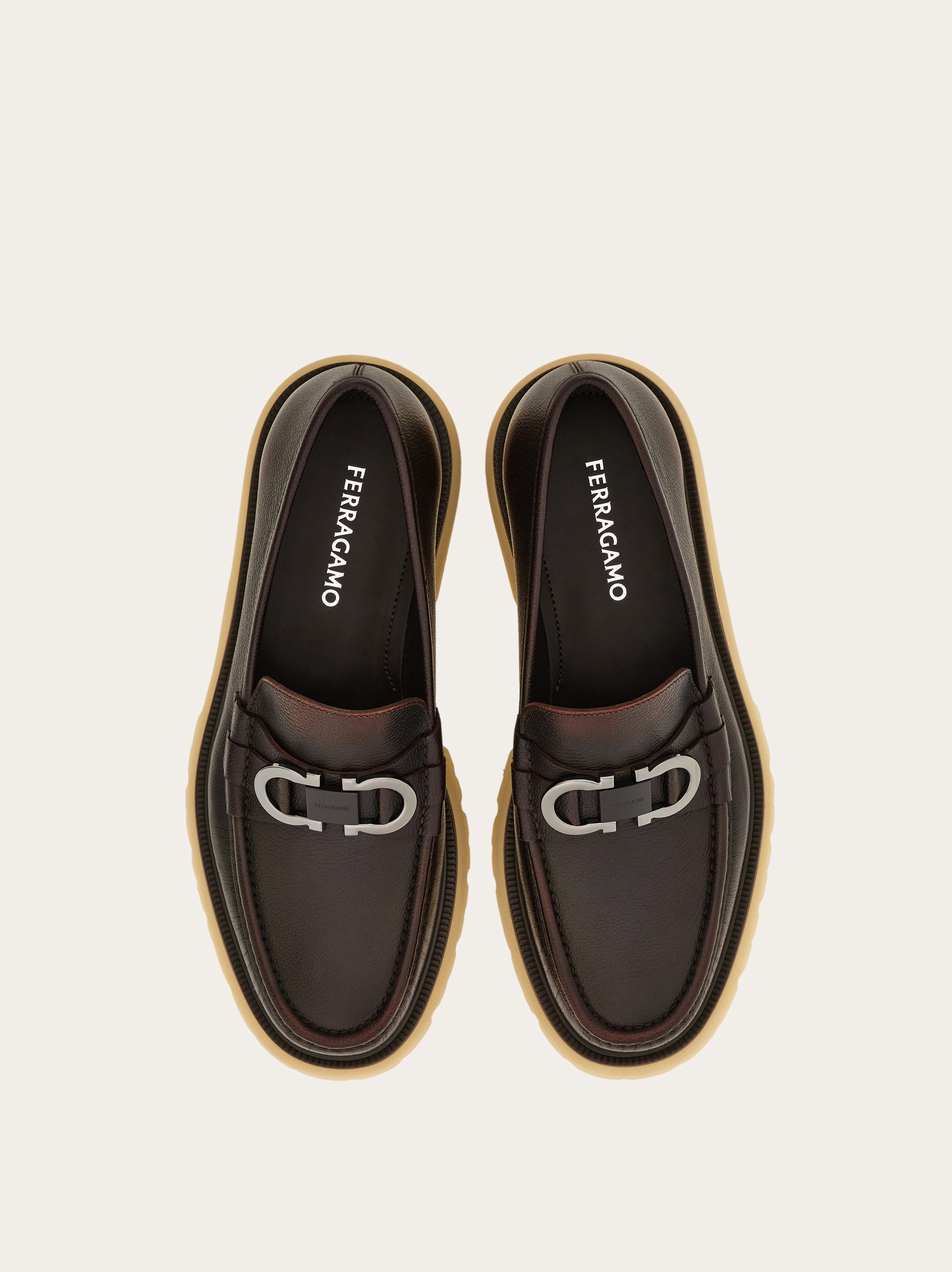 ☆*☆様 SalvatoreFerragamo 6 1/2 Moccasin with Gancini ornament - Men | Ferragamo