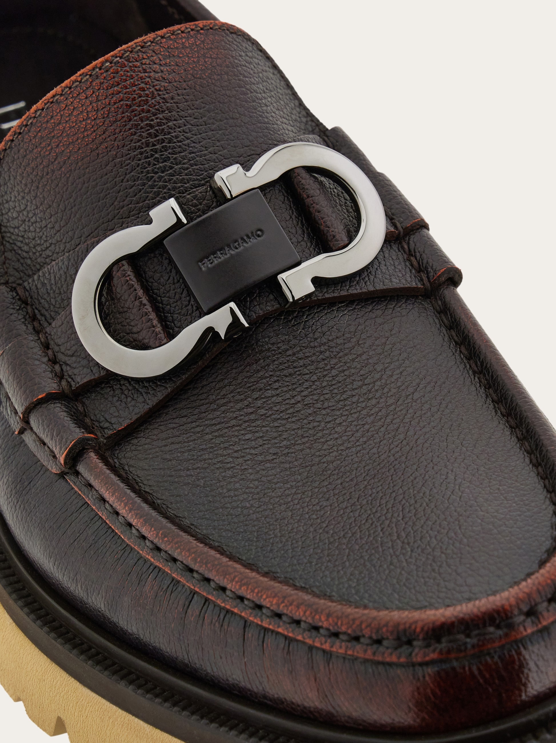 ☆*☆様 SalvatoreFerragamo 6 1/2 Moccasin with Gancini ornament - Men | Ferragamo