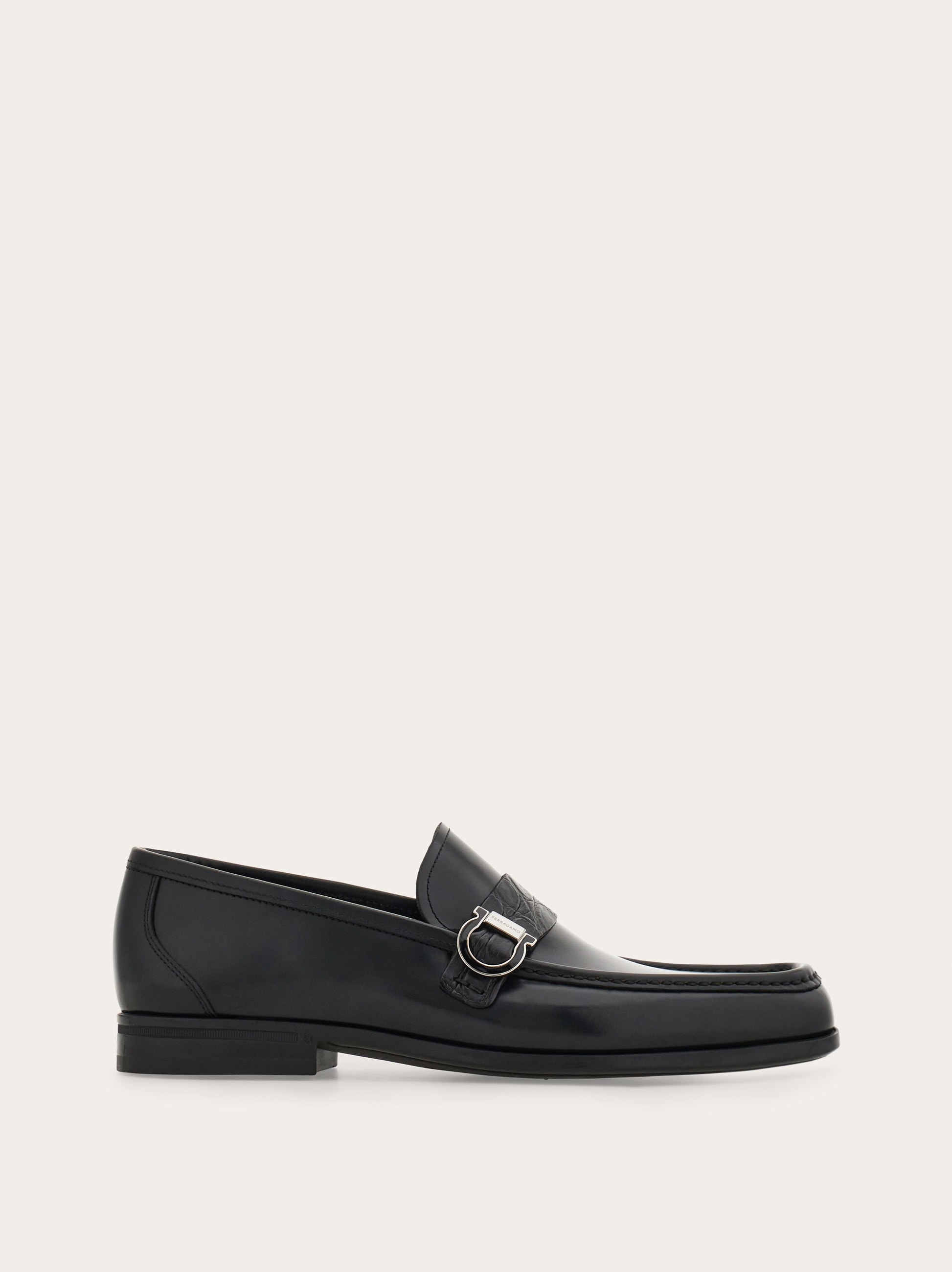 Gancini loafer - Men | Ferragamo