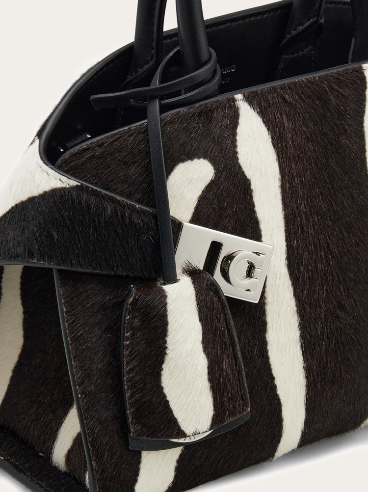 Hug handbag bicolor (XS) Gallery image 7