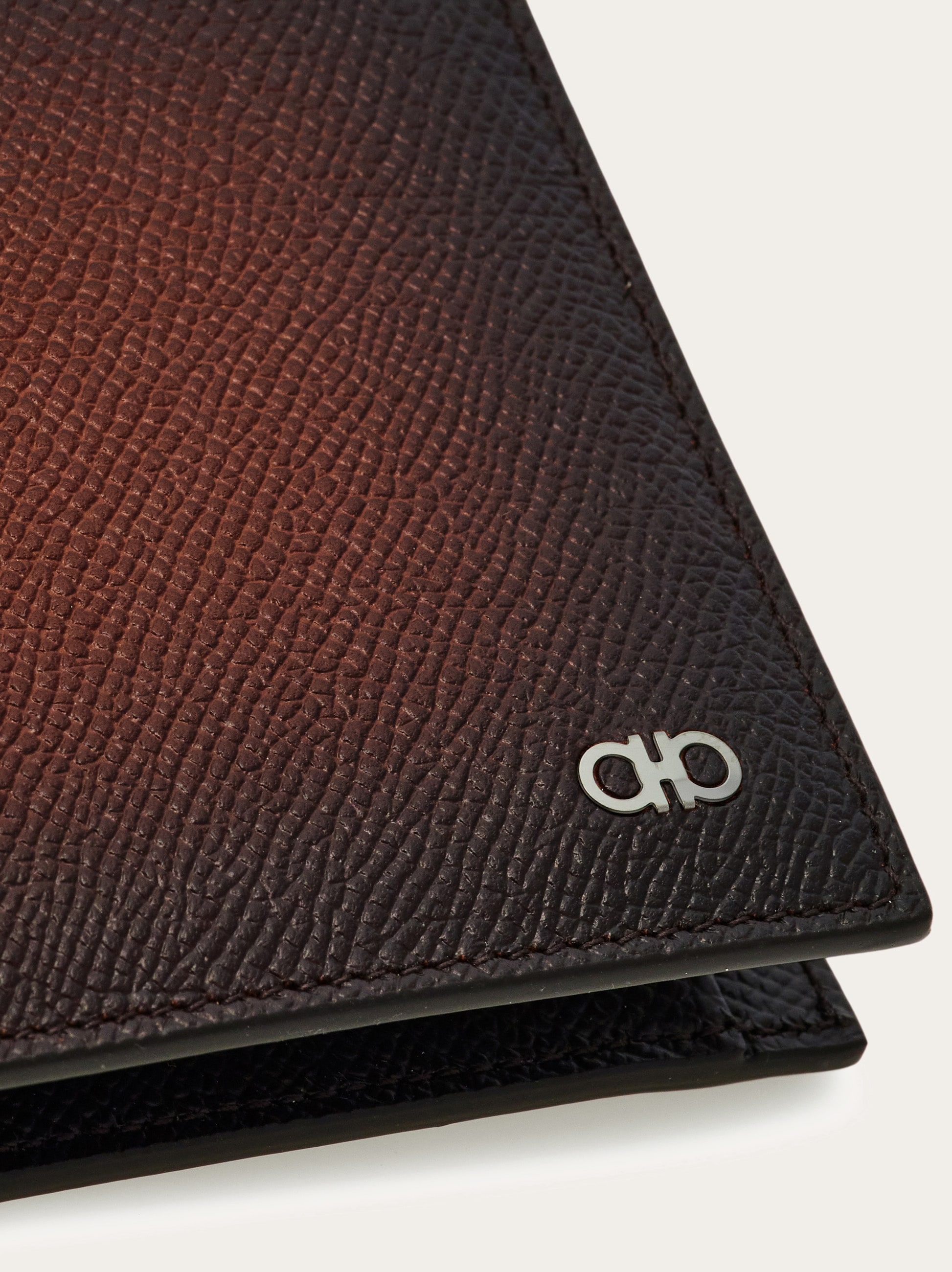 ガンチーニ 二つ折り財布 - メンズ | Ferragamo