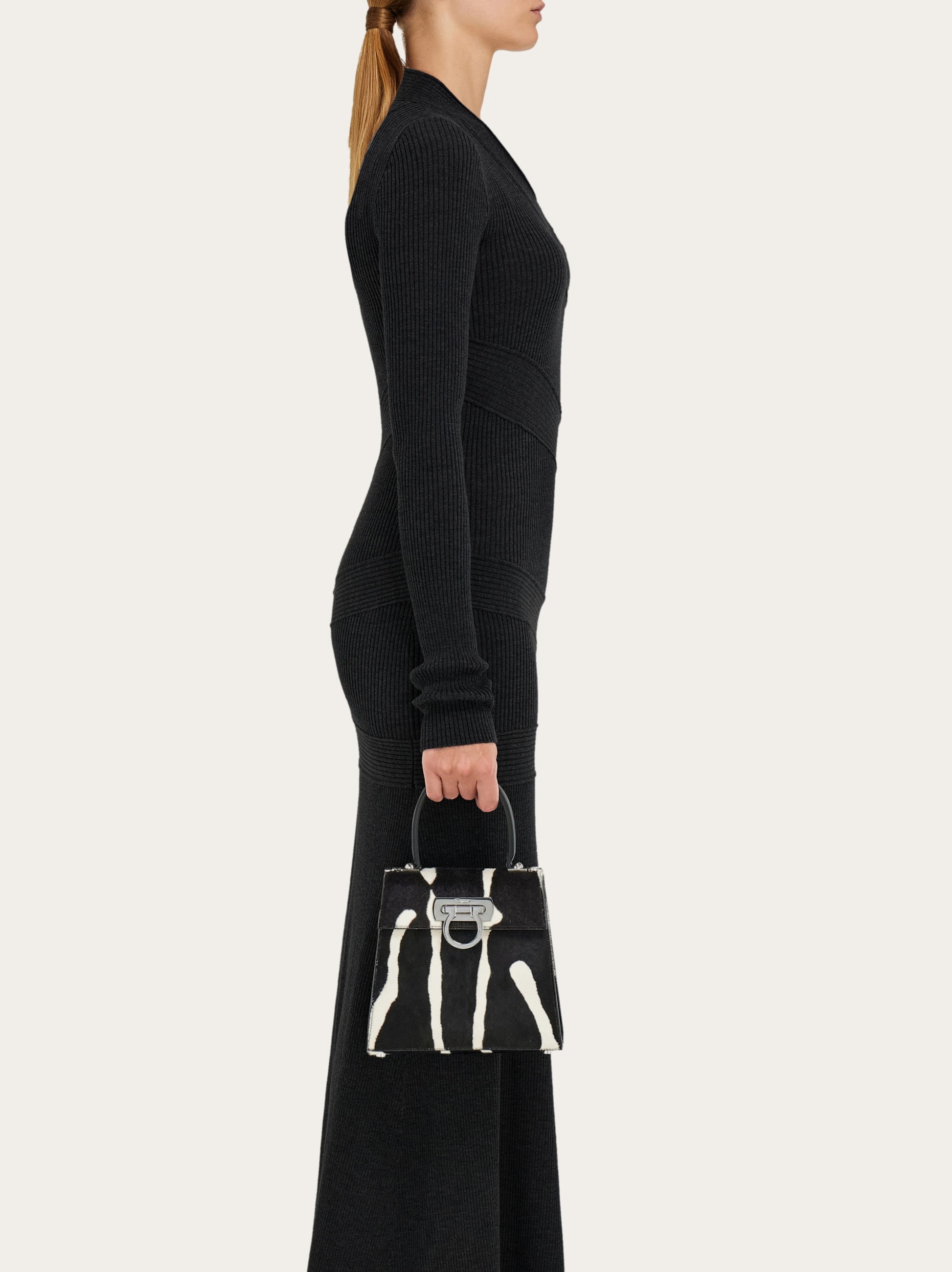Iconic Top Handle (S) - Women | Ferragamo