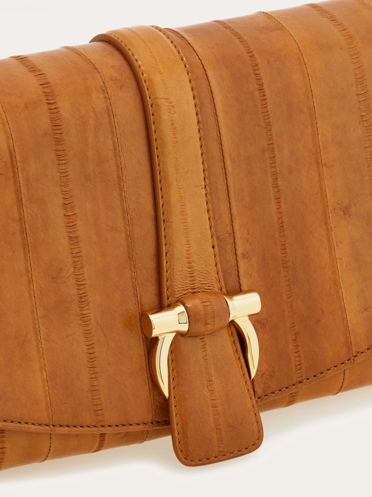Front flap crossbody bag (S) Gallery image 8