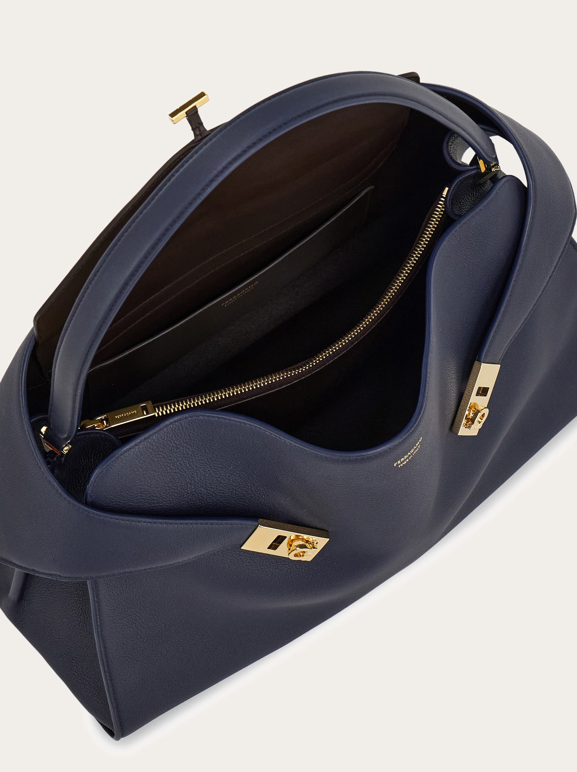 Hug Soft bicolor shoulder bag (L) - Women | Ferragamo
