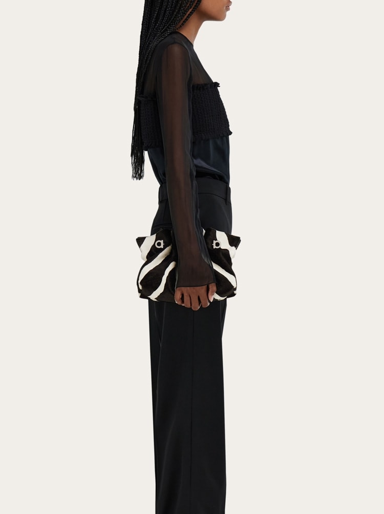 フェラガモ ソフトバッグ(S) Gallery image 3