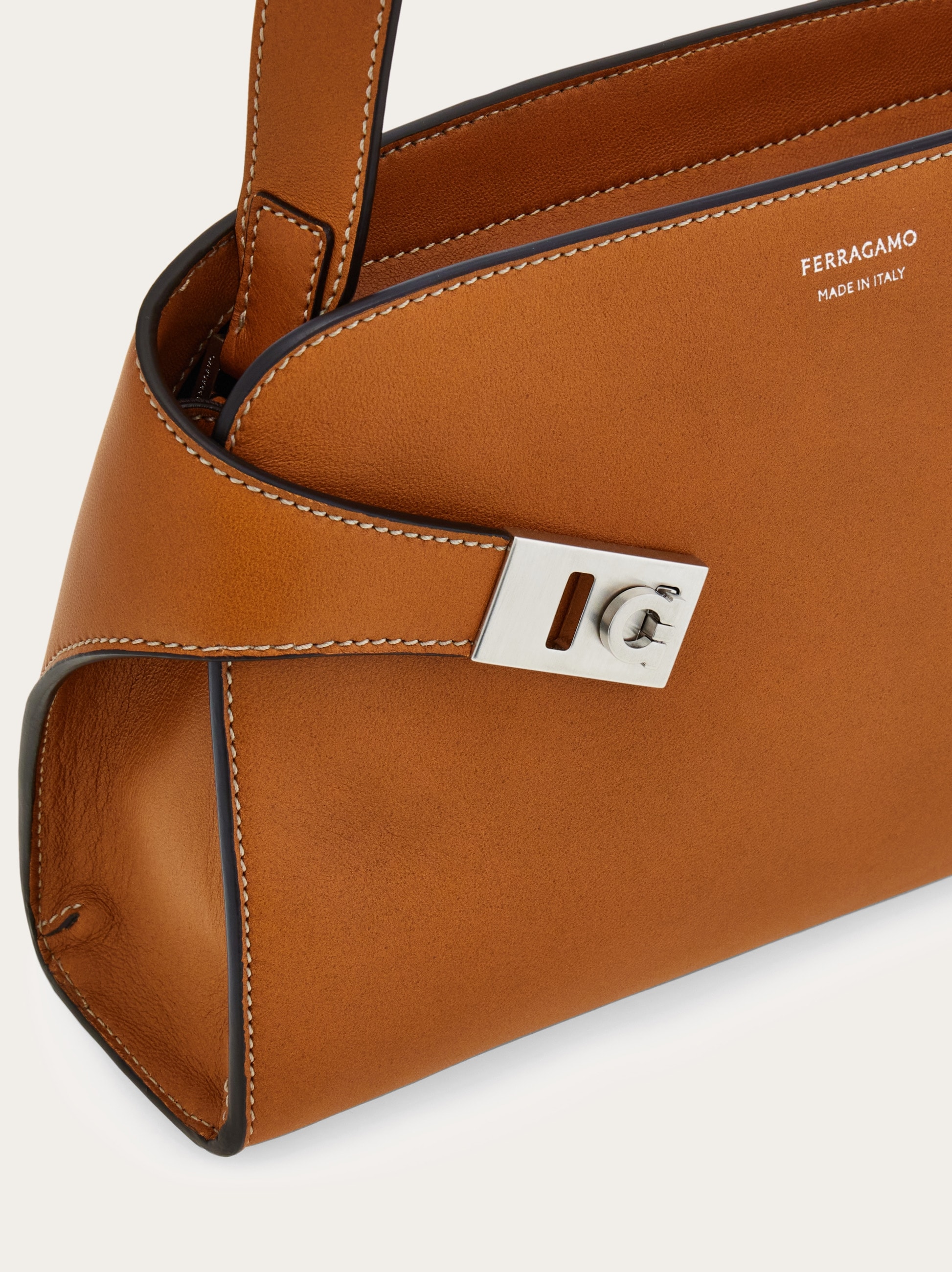 Hug messenger (S) - Men | Ferragamo