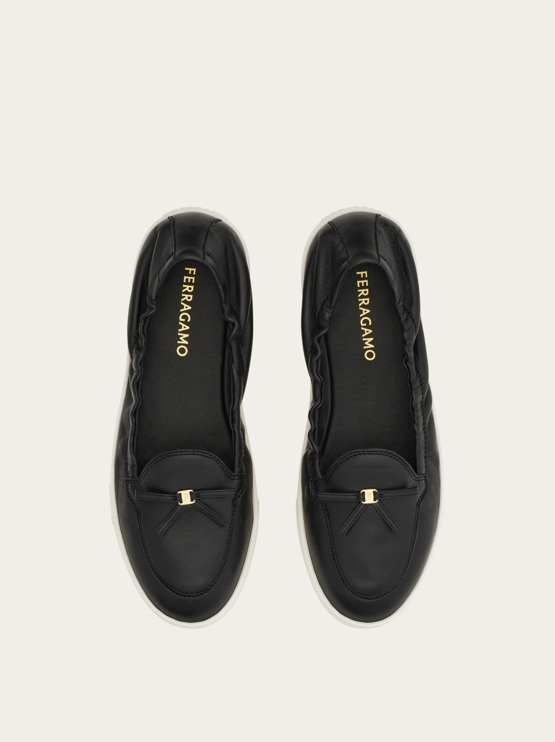 ミニ リボン スニーカー - ウィメンズ | Ferragamo