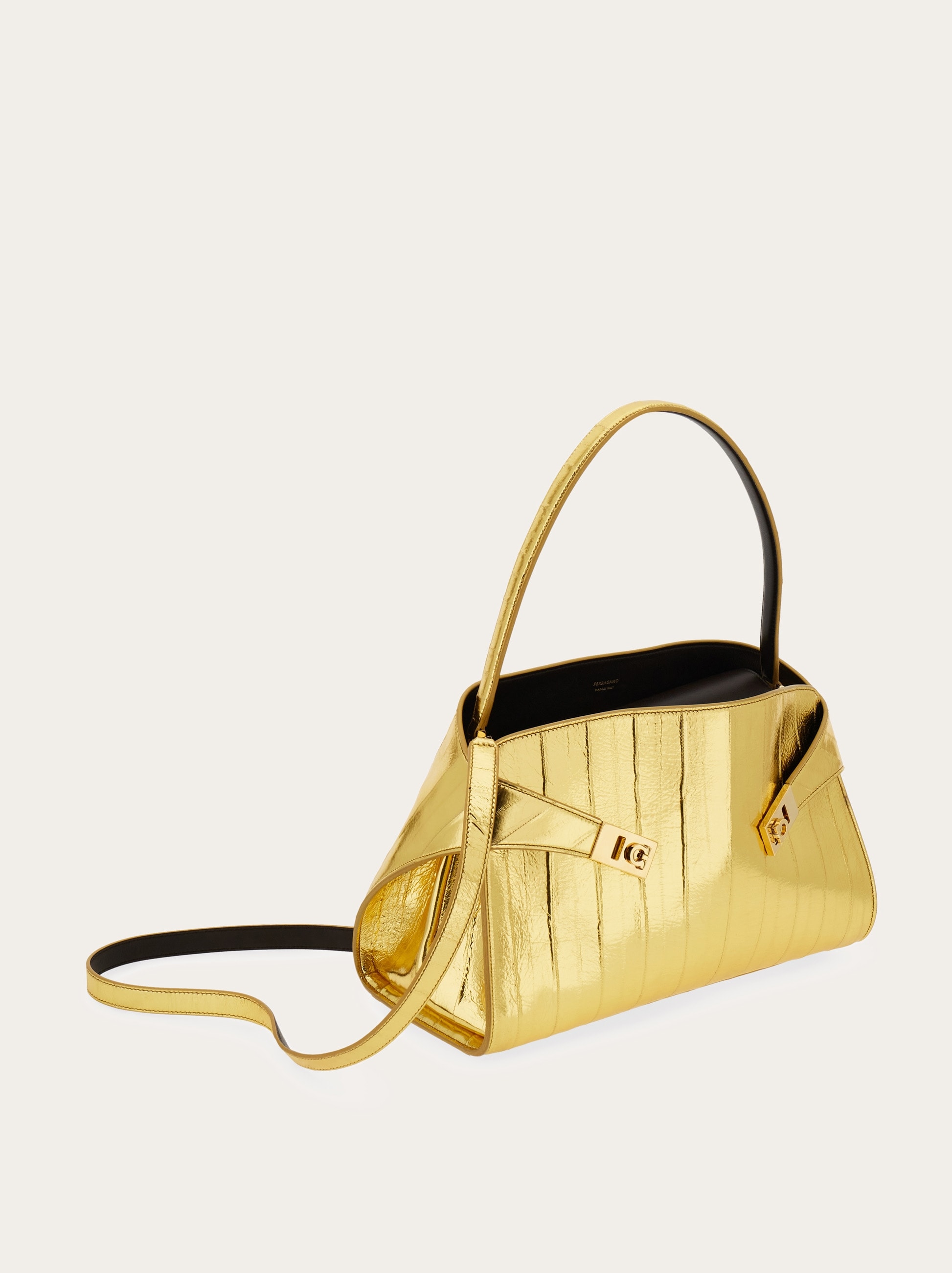 Hug Soft bicolor shoulder bag (M) - Women | Ferragamo