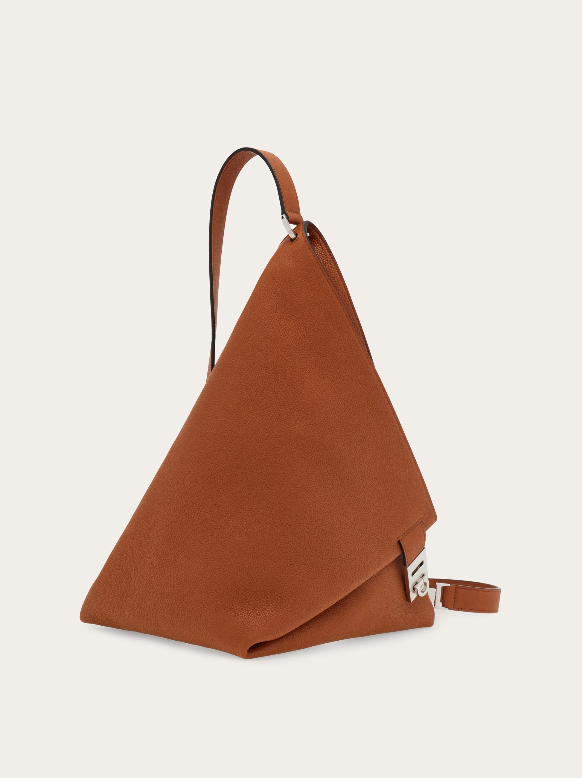 Salvatore Ferragamo ワンショルダーバッグ ヴァラ キャメル ショルダーバッグ - メンズ | Ferragamo