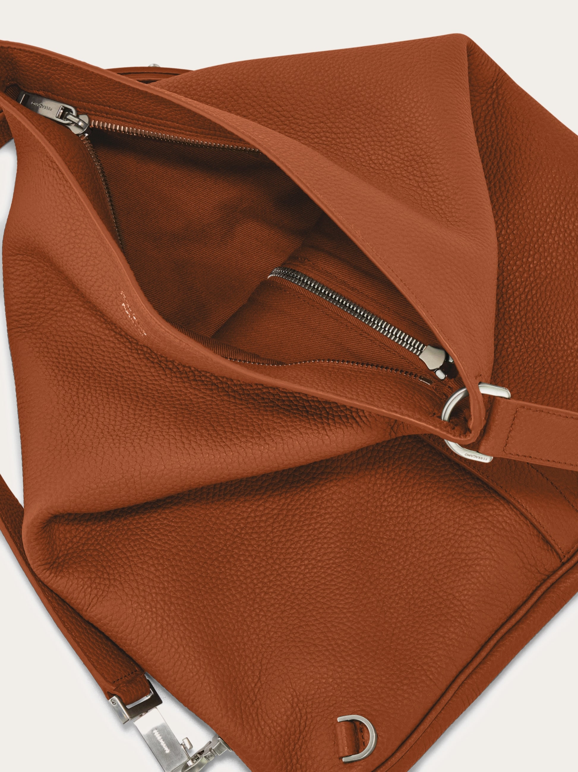 ショルダーバッグ - メンズ | Ferragamo