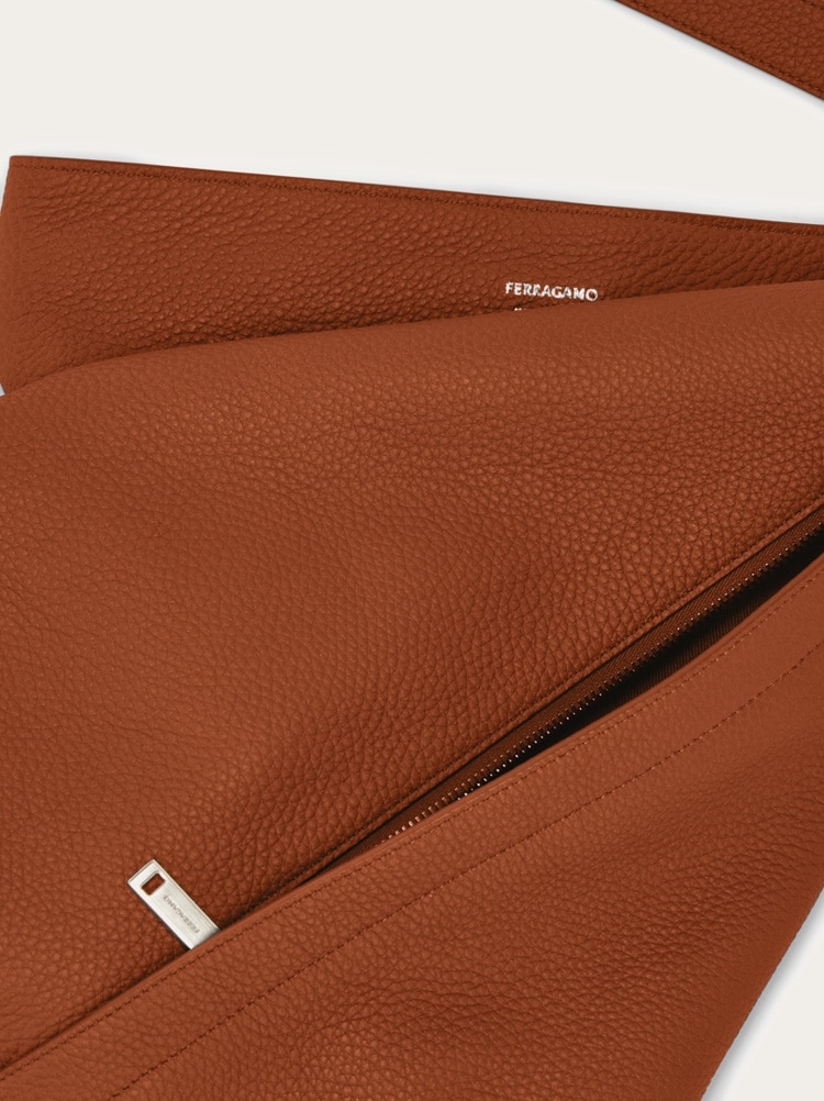 Mochilla de un hombro (M) Gallery image 5