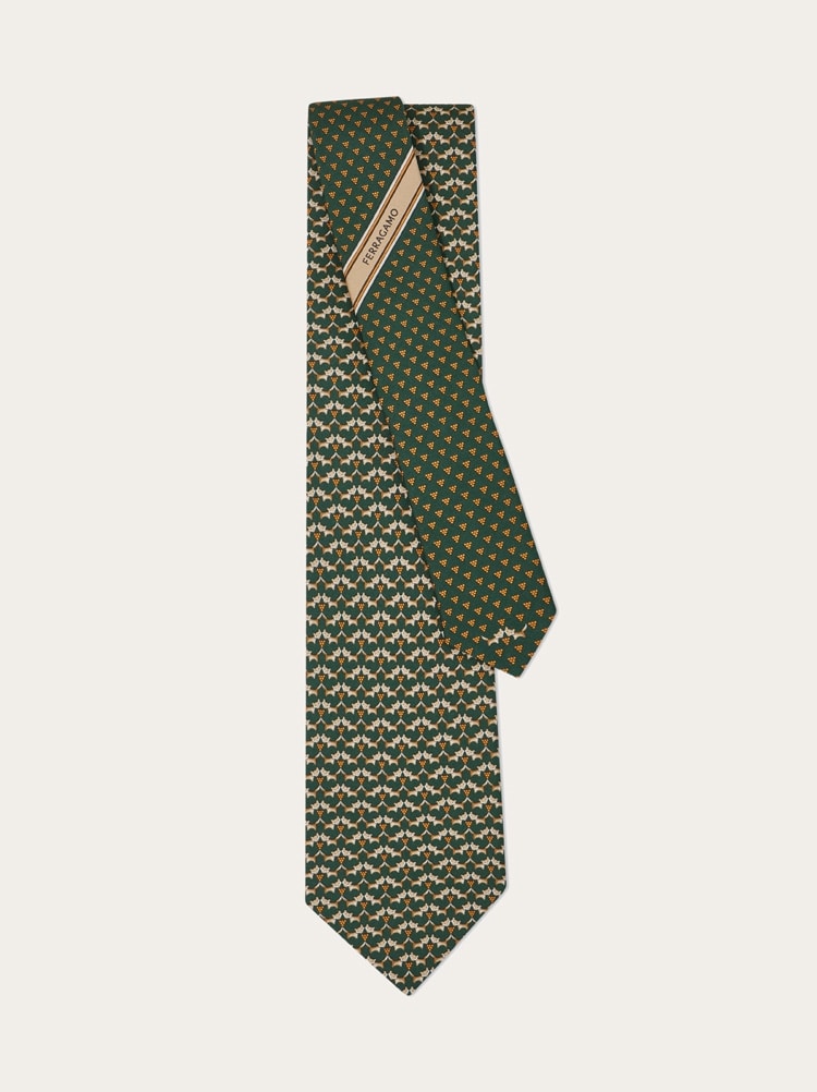 Tales print silk tie Gallery image 3