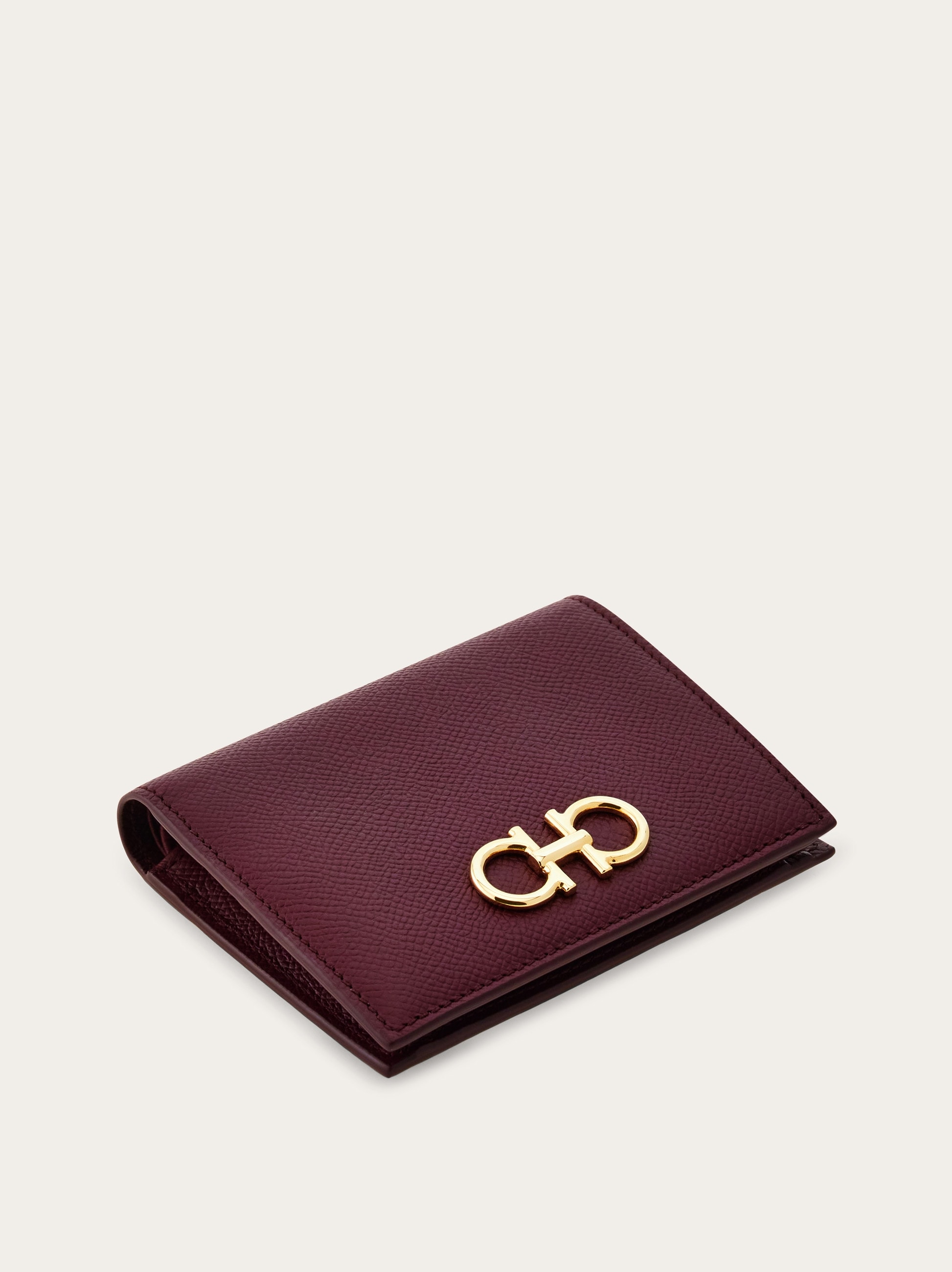 【新品】Salvatore Ferragamo ケース　ミニウォレット Gancini compact wallet - Women | Ferragamo
