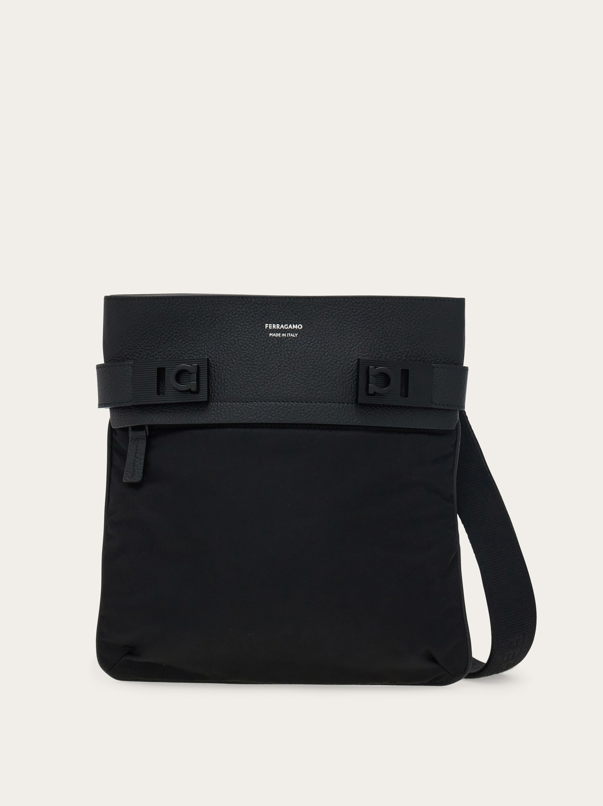 ショルダーバッグ - メンズ | Ferragamo