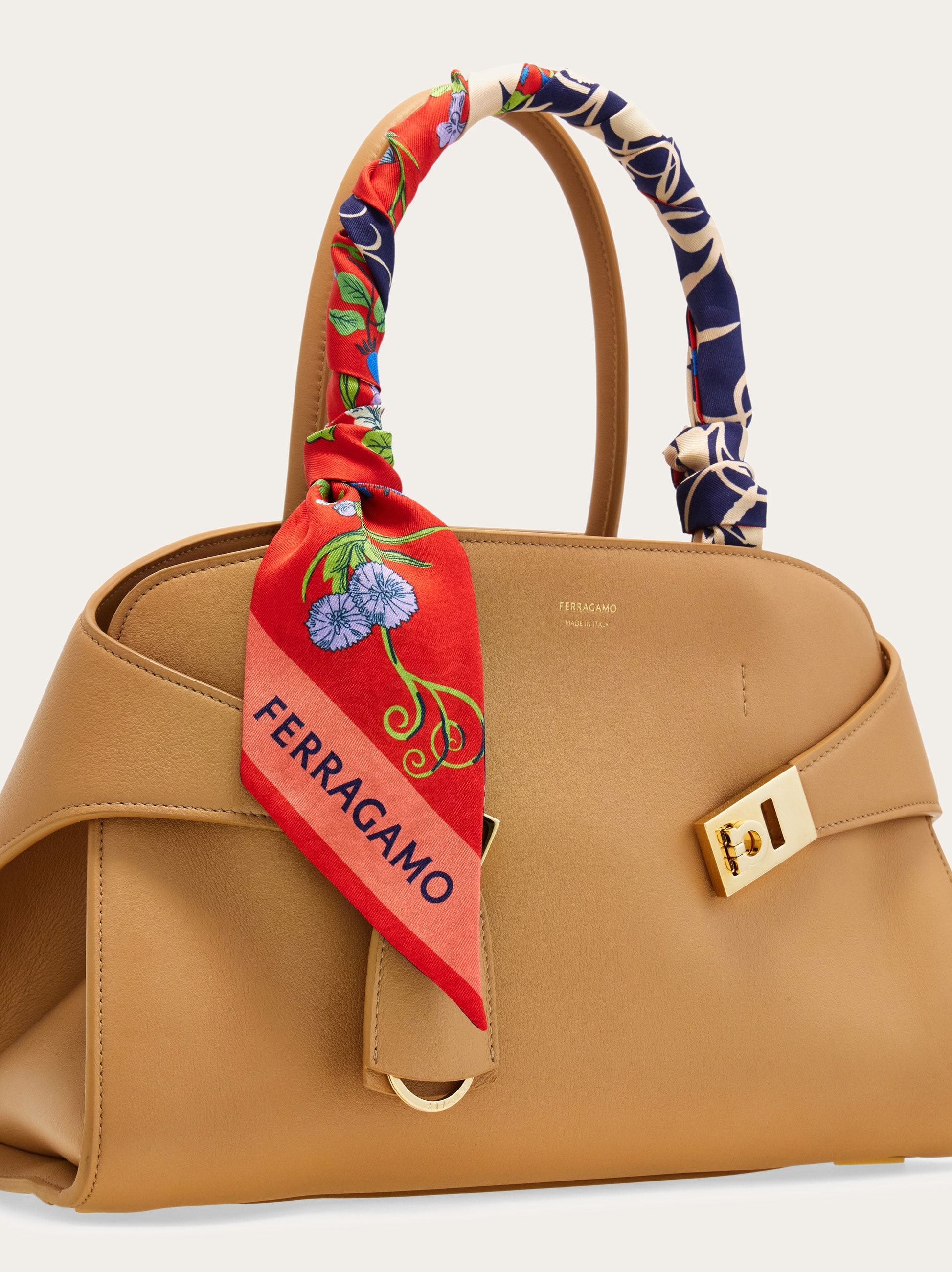 Pegasus print bandeau - Women | Ferragamo