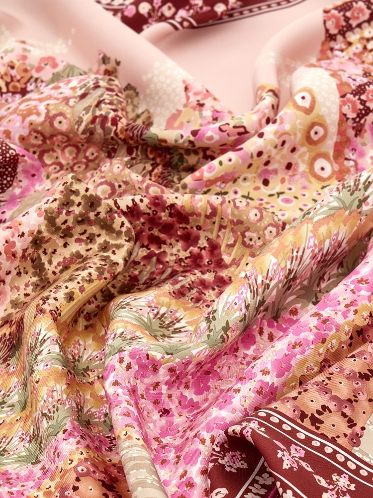 Palazzo print silk scarf Gallery image 4