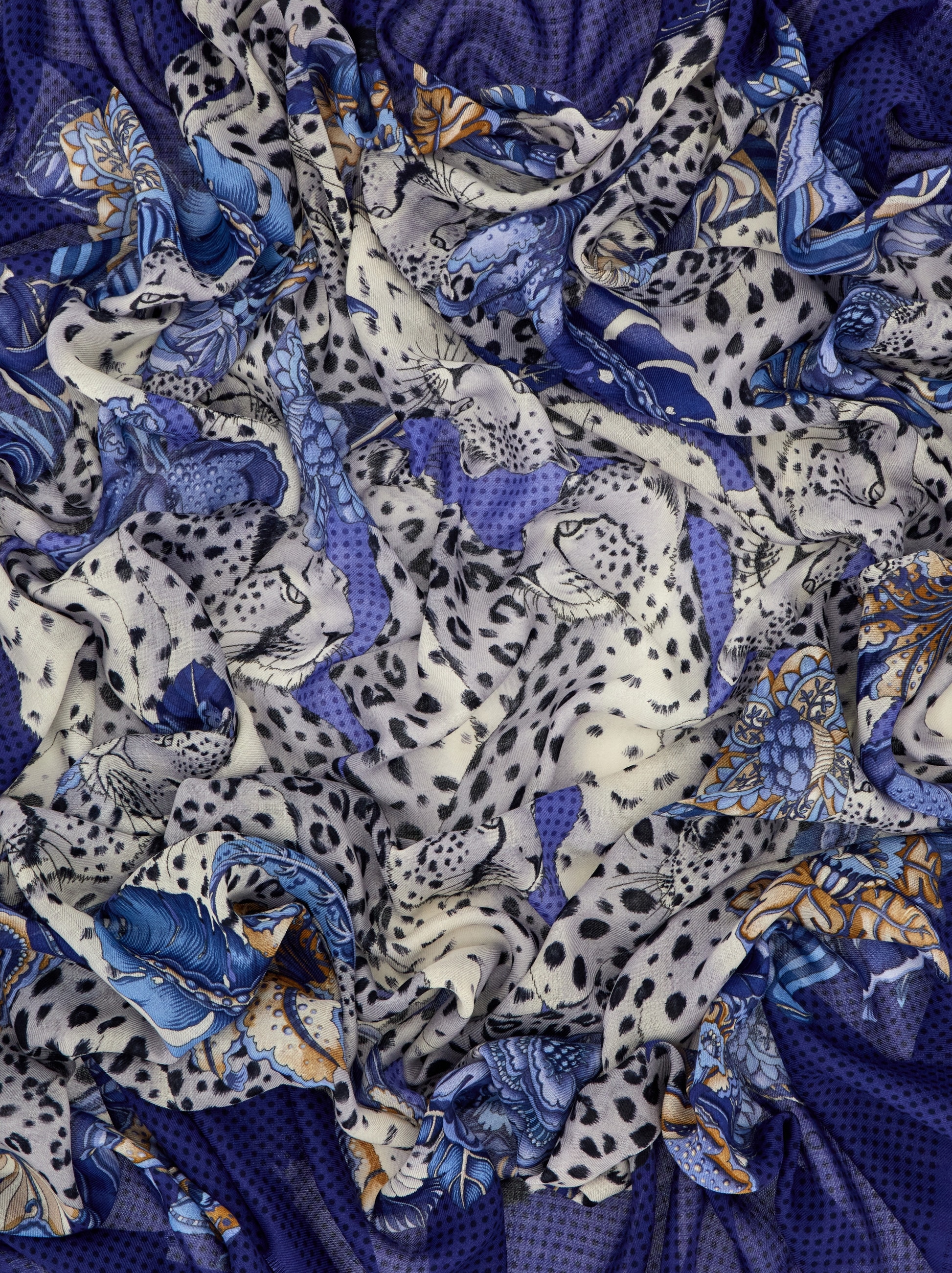 Cheetahs print cashmere shawl - Women | Ferragamo