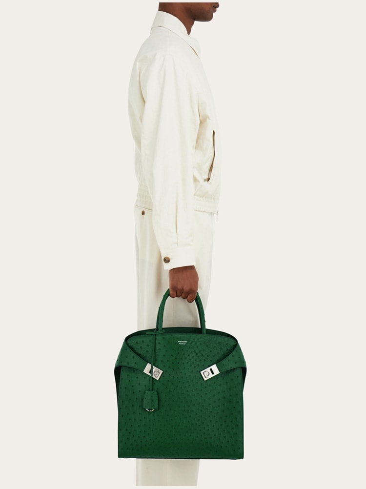 Hug tote bag Gallery image 2