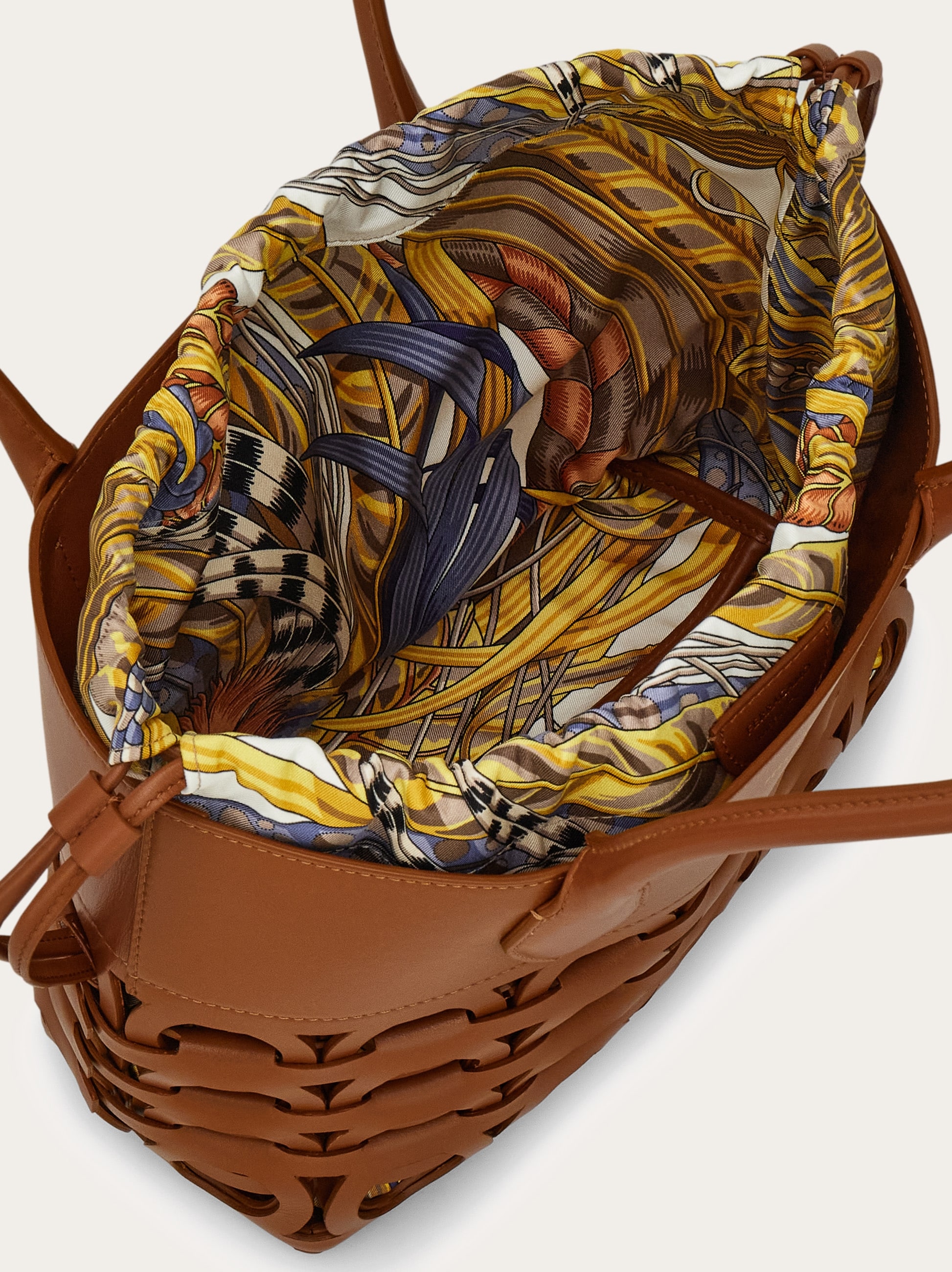 ガンチーニトートバッグ（S） - ウィメンズ | Ferragamo