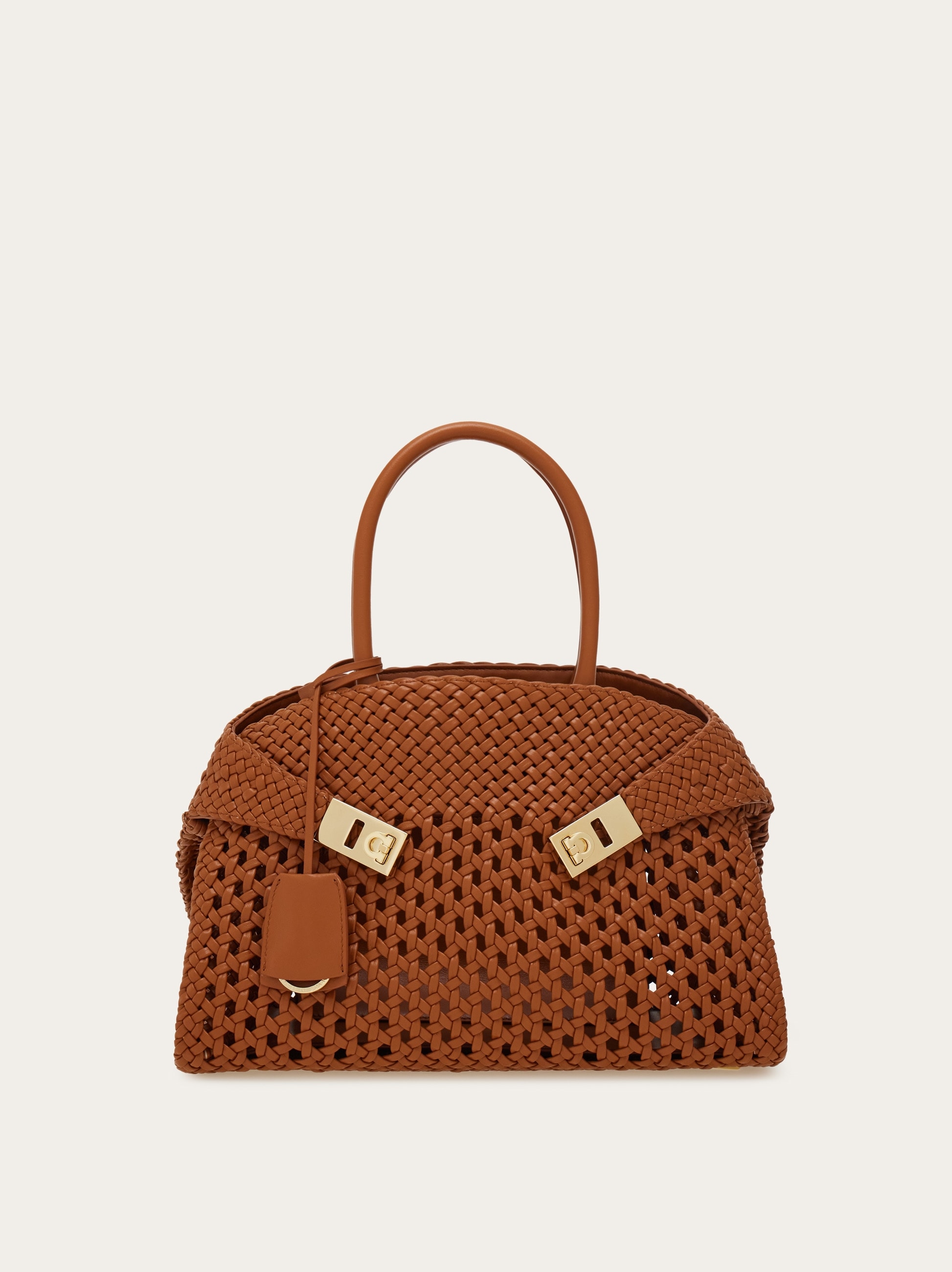 Hug handbag (M) - Women | Ferragamo