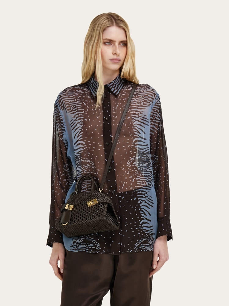 Hug handbag (XS) Gallery image 3