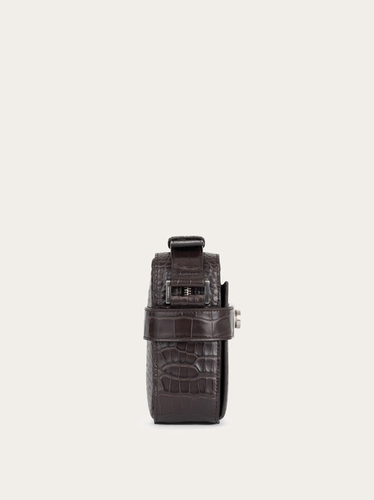 East-West crossbody bag with Hug buckle Gallery image 2