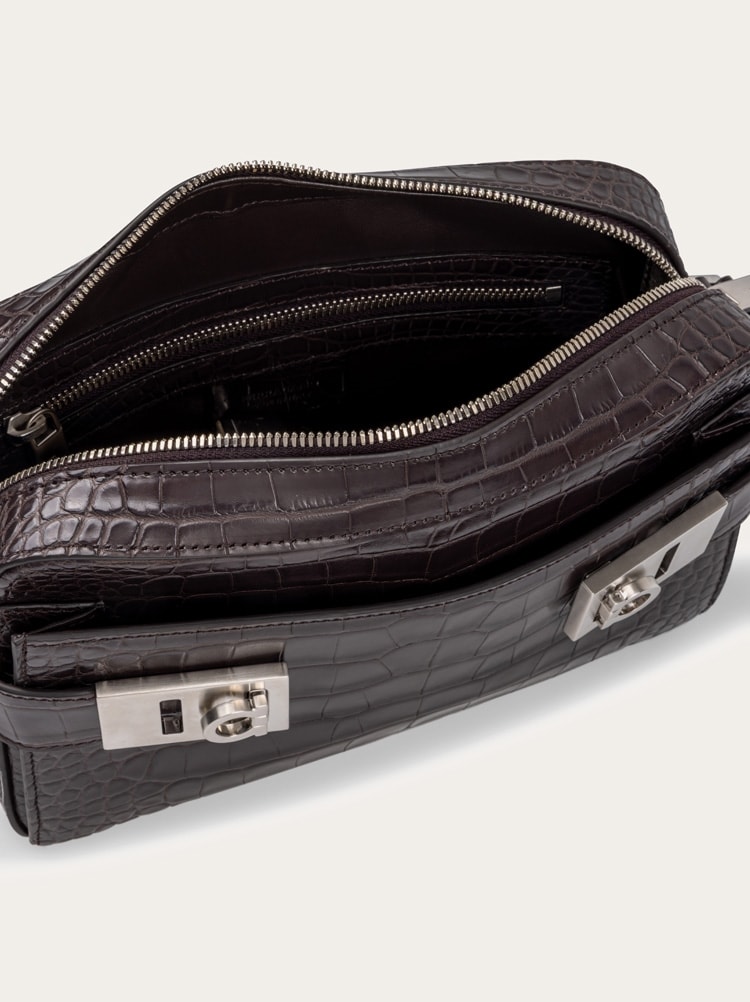 East-West crossbody bag with Hug buckle Gallery image 4