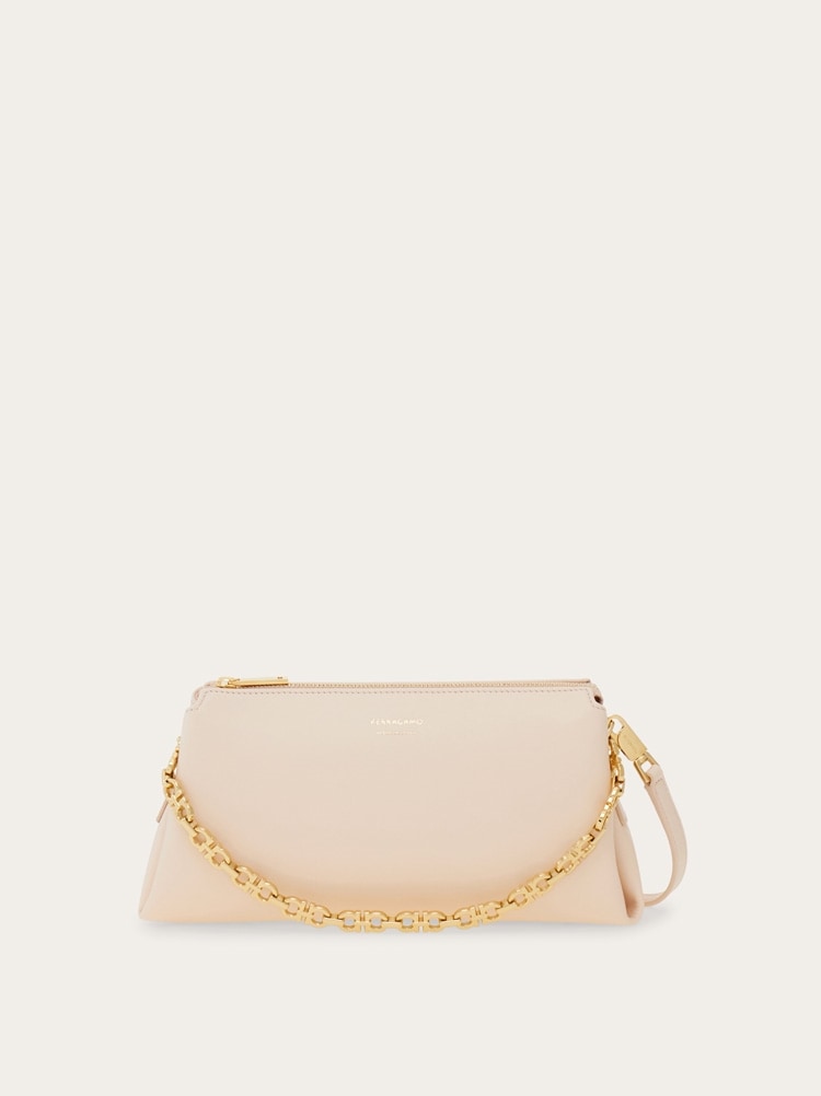 フェラガモ 公式サイト | レディース クラッチ バッグ