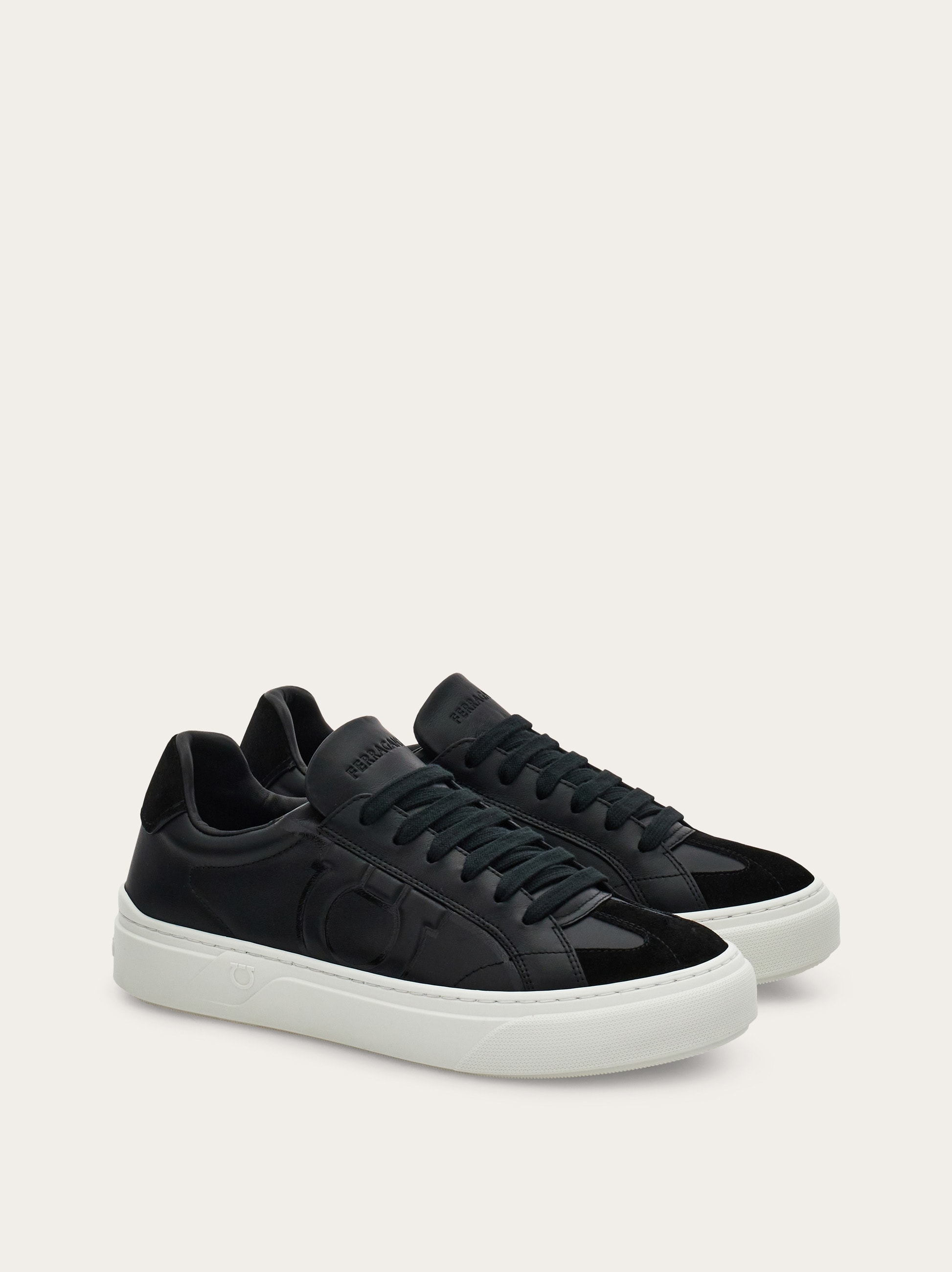 サルバトーレフェラガモ Gancini sneaker - Men | Ferragamo