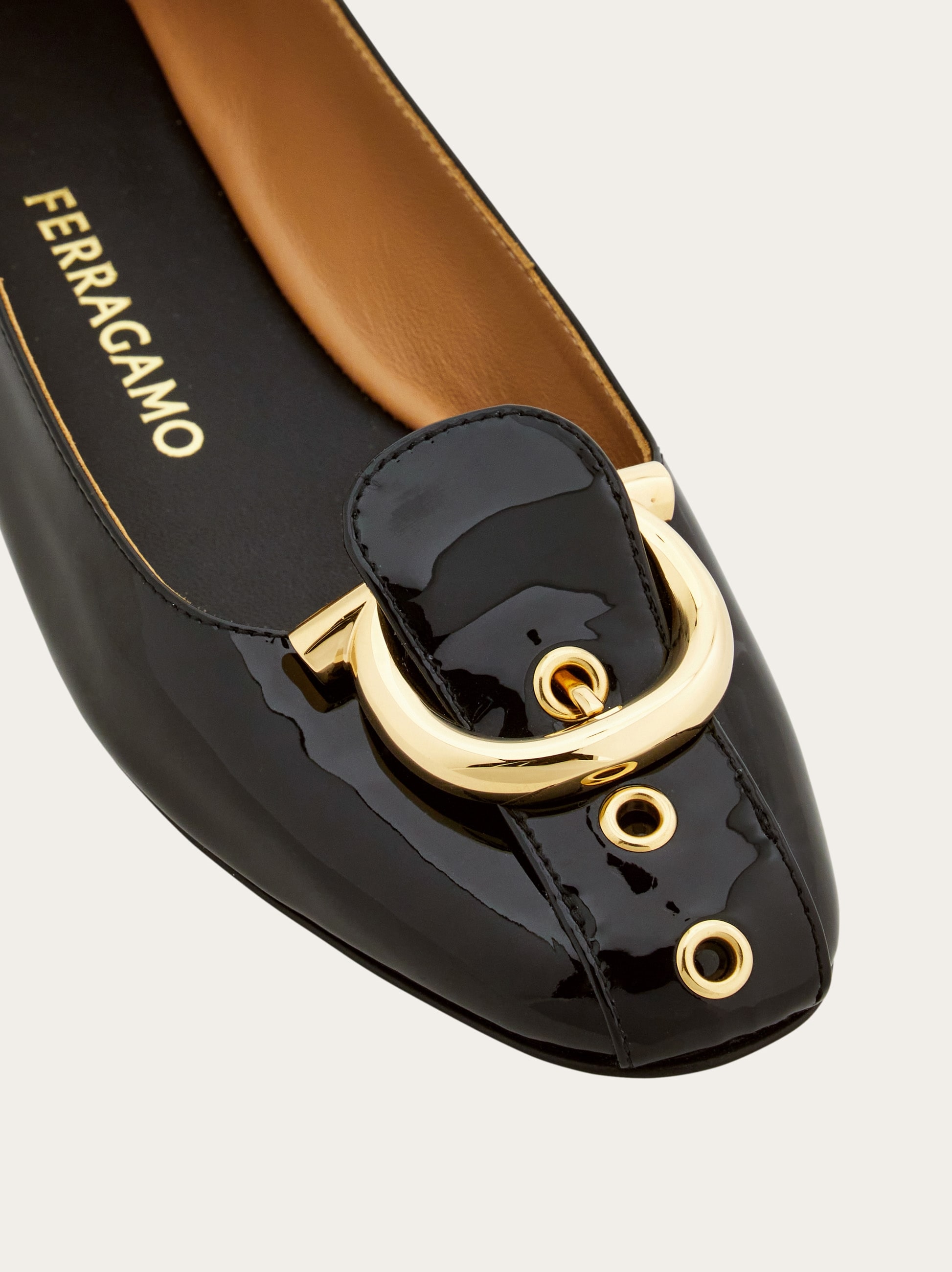 ガンチーニ バレエフラットシューズ - ウィメンズ | Ferragamo
