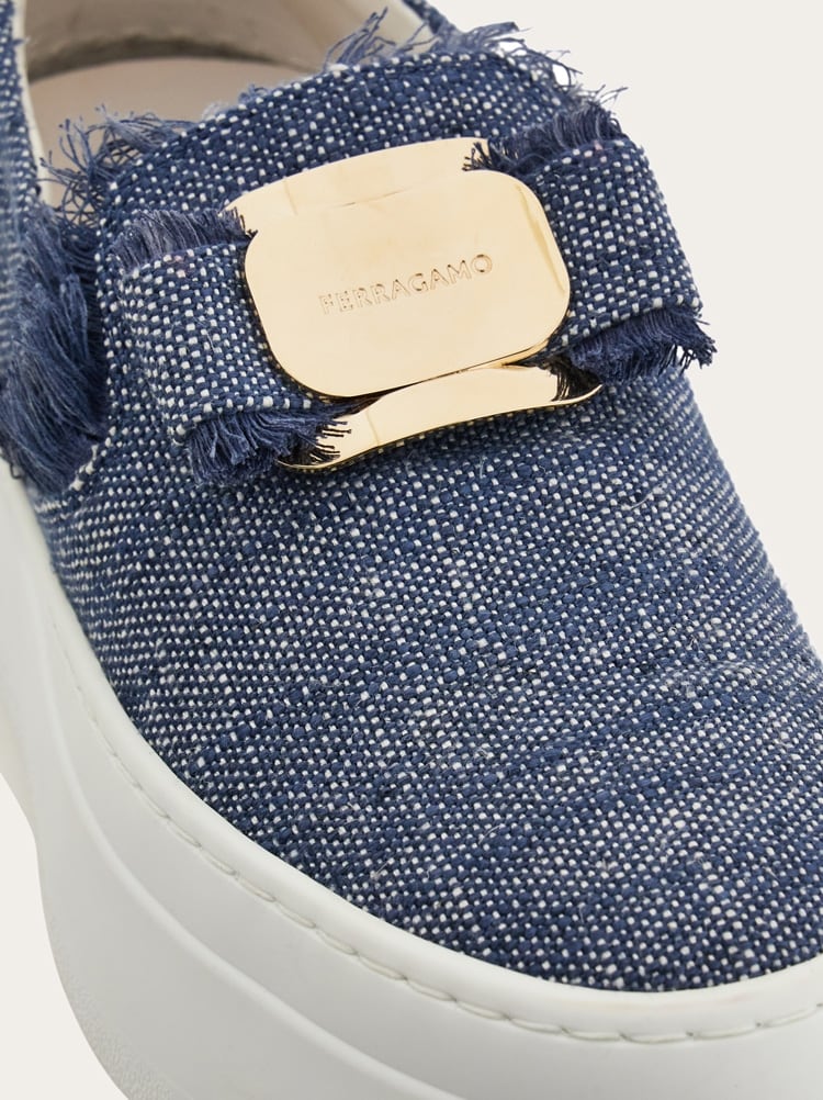 New Vara plate slip on Gallery image 6