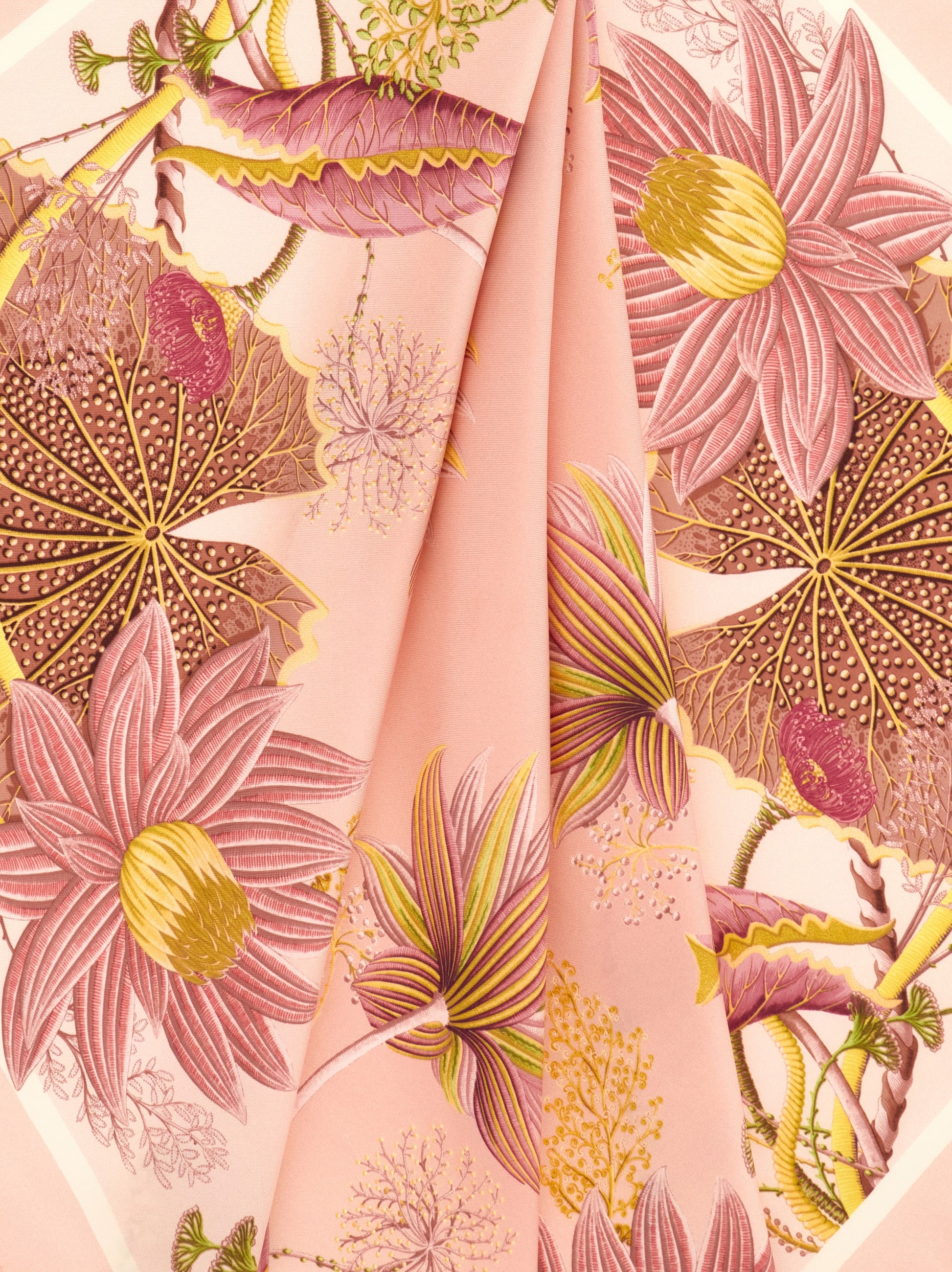 Water lilies print silk scarf - Women | Ferragamo