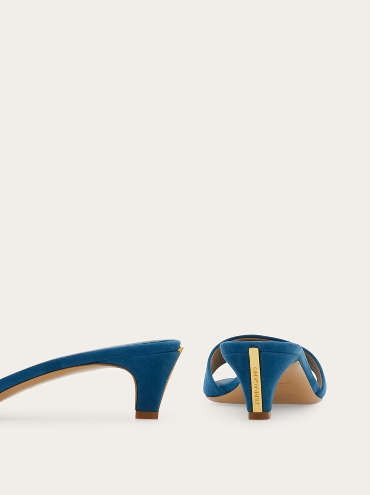 Slides Gallery image 7