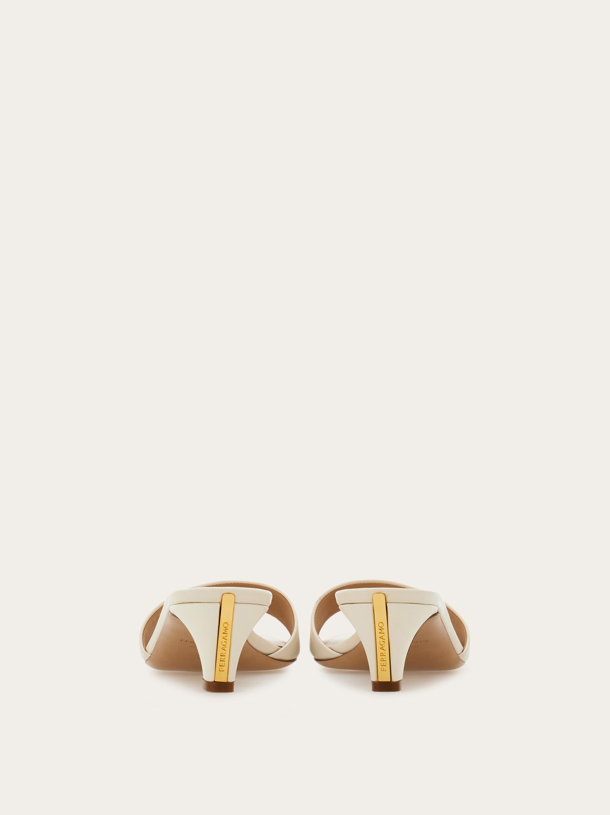 Low heeled slide - Women | Ferragamo