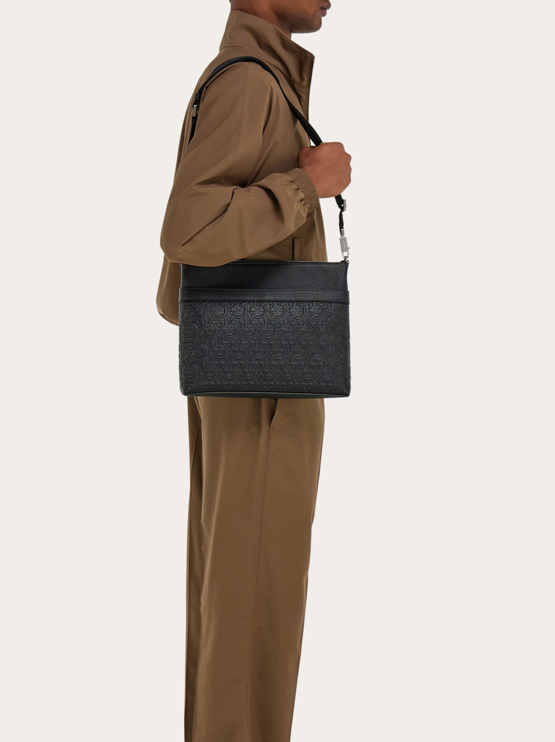 Gancini messenger bag - Men | Ferragamo