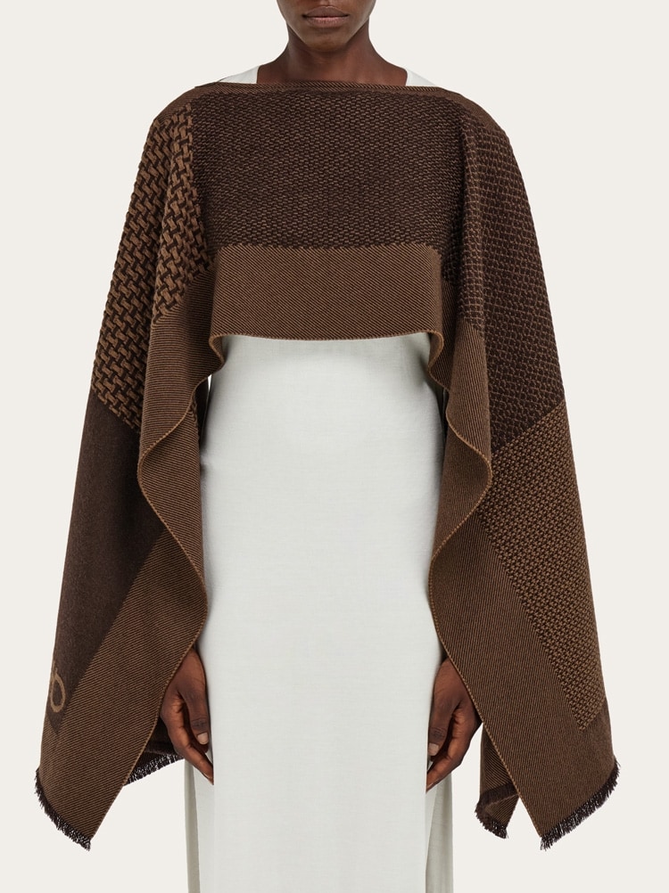 Jacquard cape Gallery image 3