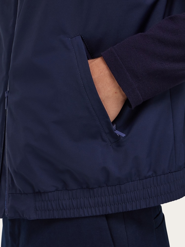 Sporty gilet Gallery image 5