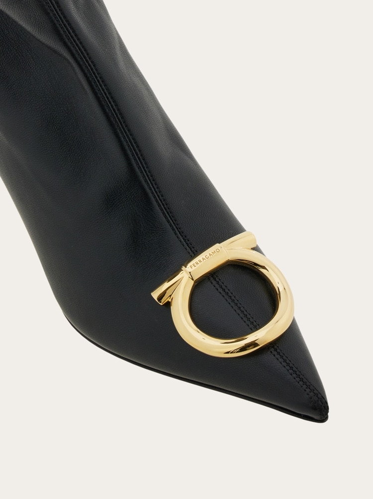 Pointed ankle boot with maxi Gancini buckle Gallery image 5