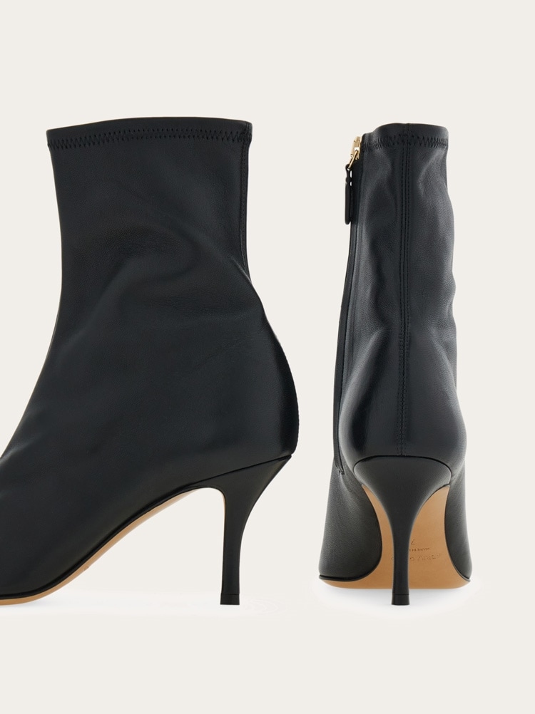 Pointed ankle boot with maxi Gancini buckle Gallery image 6