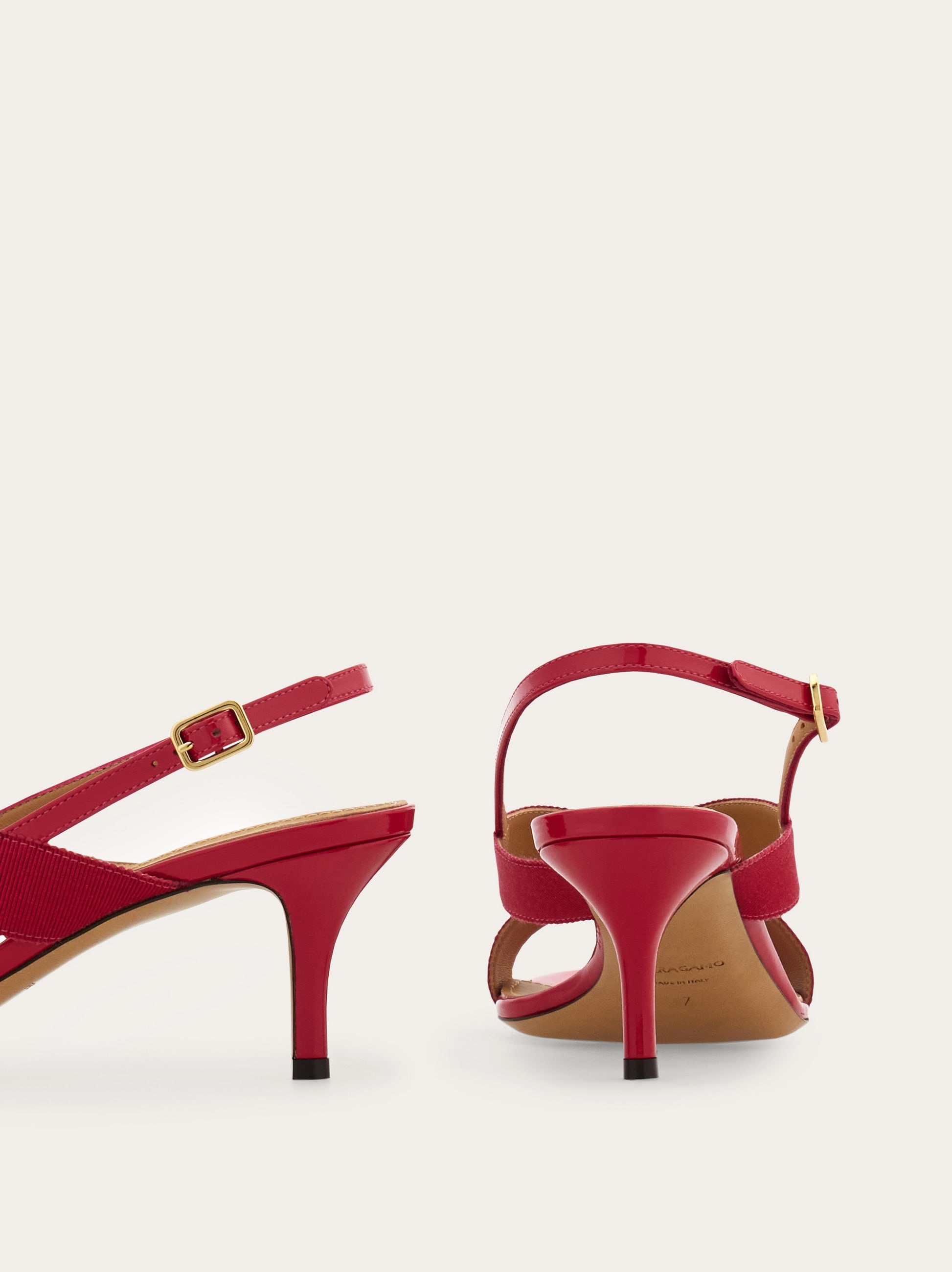 Vara bow sandal - Women | Ferragamo