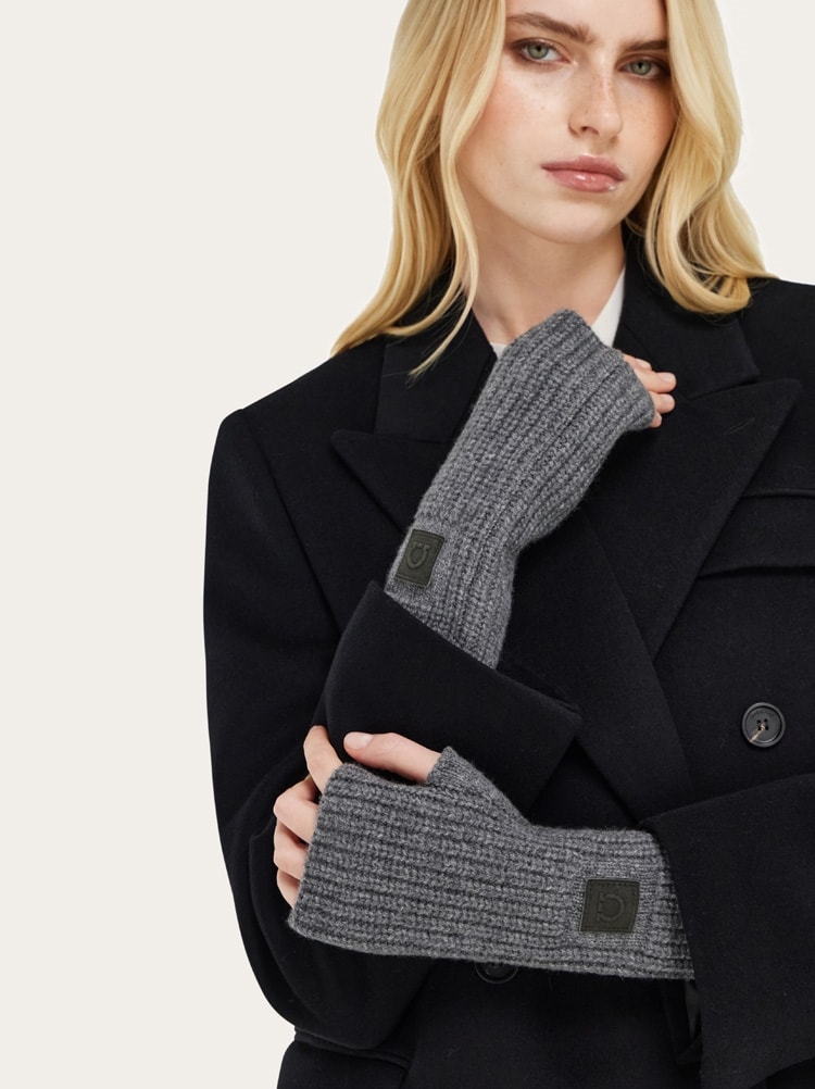 Hand warmer Gallery image 4